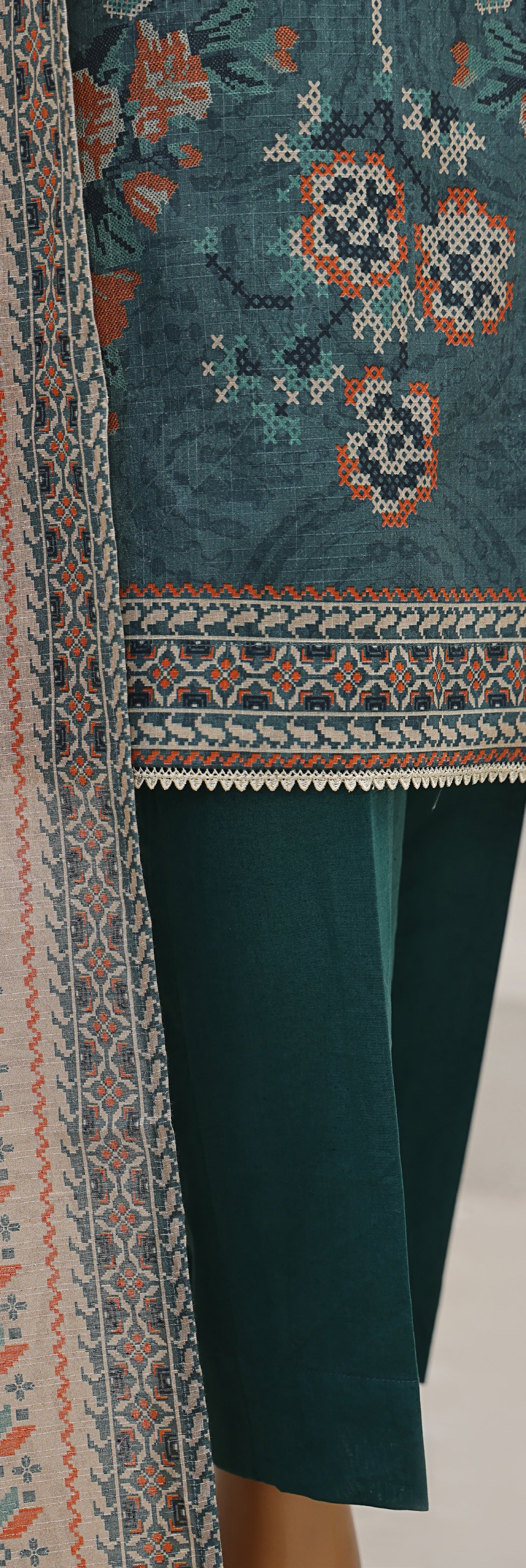 HZ Textile Unstitch Pre-winter Cross Slub with Cotton Printed Shirt Karandi lawn Printed Dupatta Collection 2025 D-02