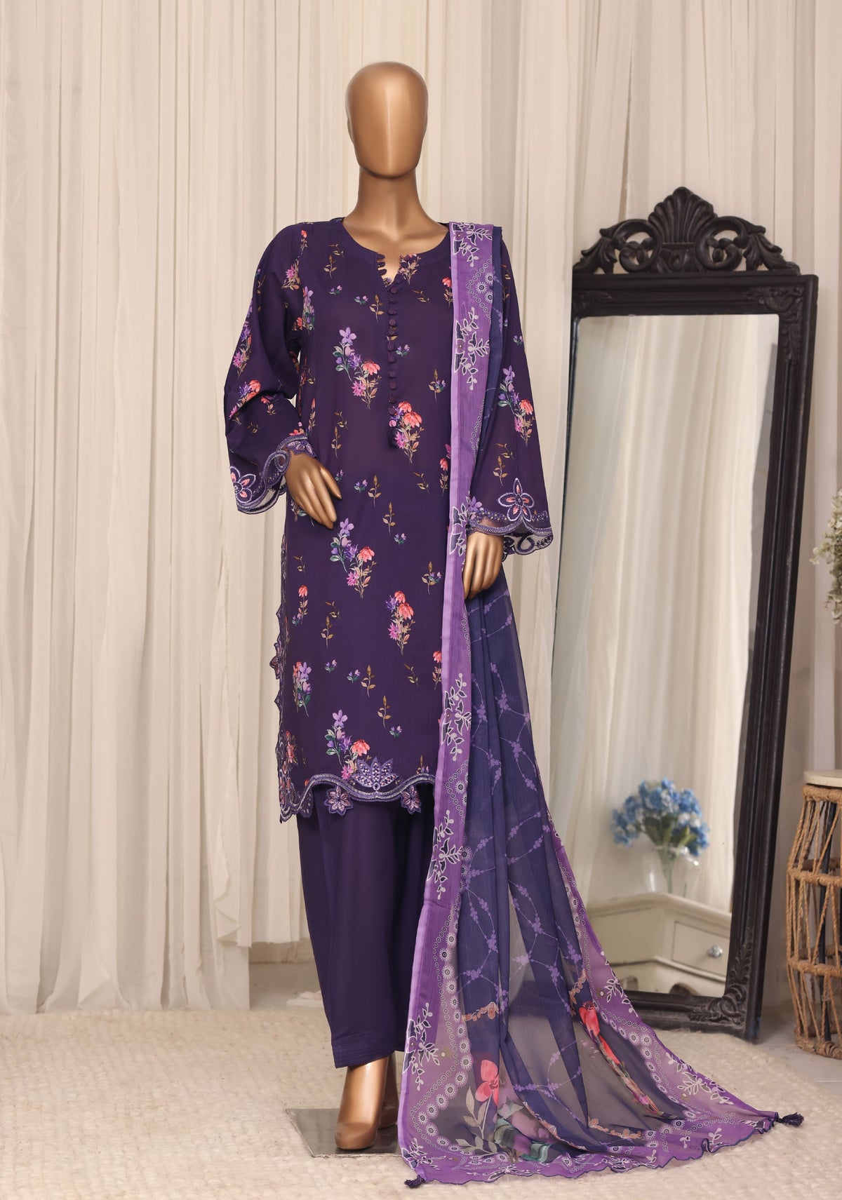 Sadabahar Raya Cut Work Embroidery Lawn 3Piece Stitched Collection D-03