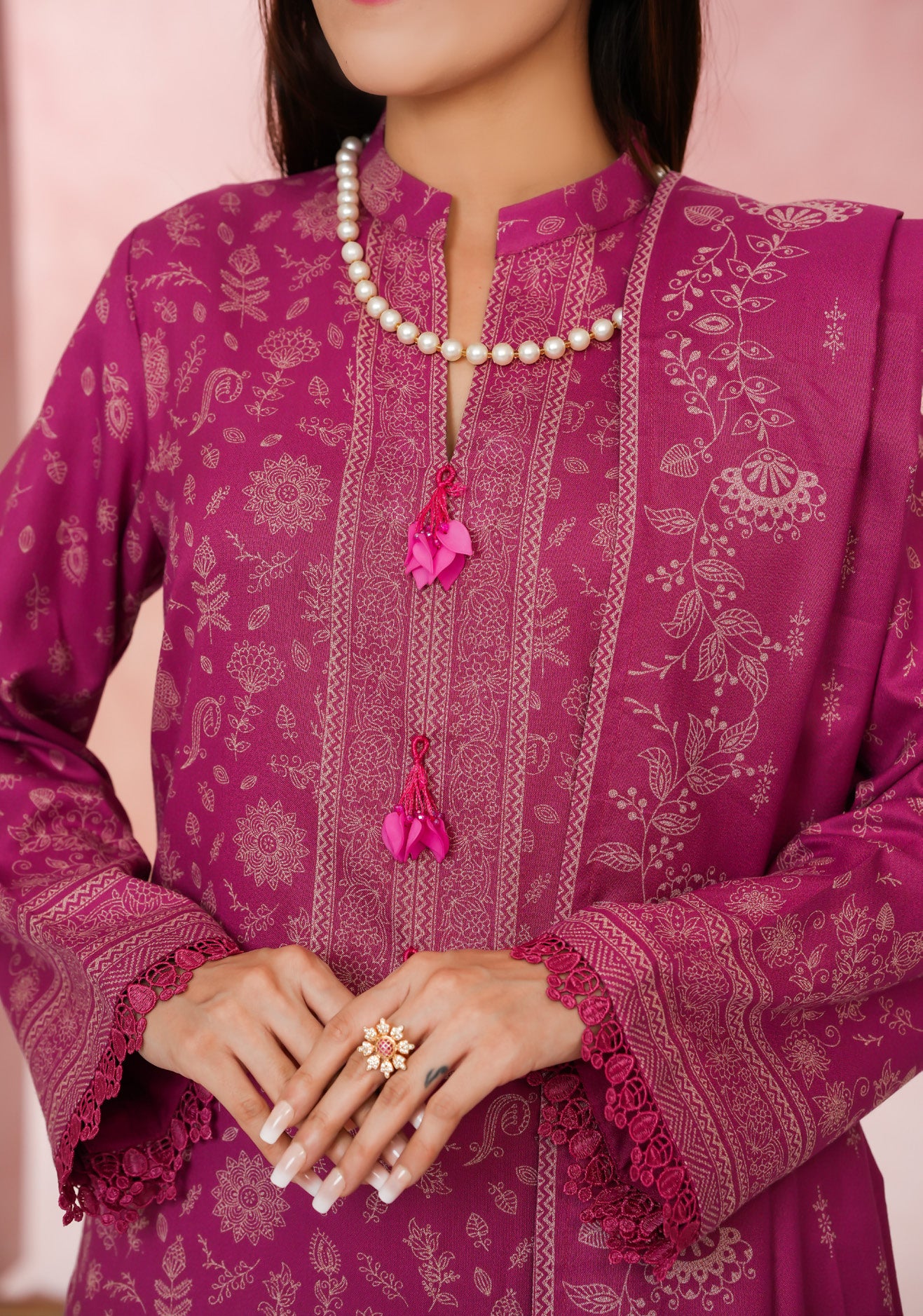 VS TEXTILES PASHMINA WINTER PRINTED 3PIECE UNSTITCHED COLLECTION 2025 D-02