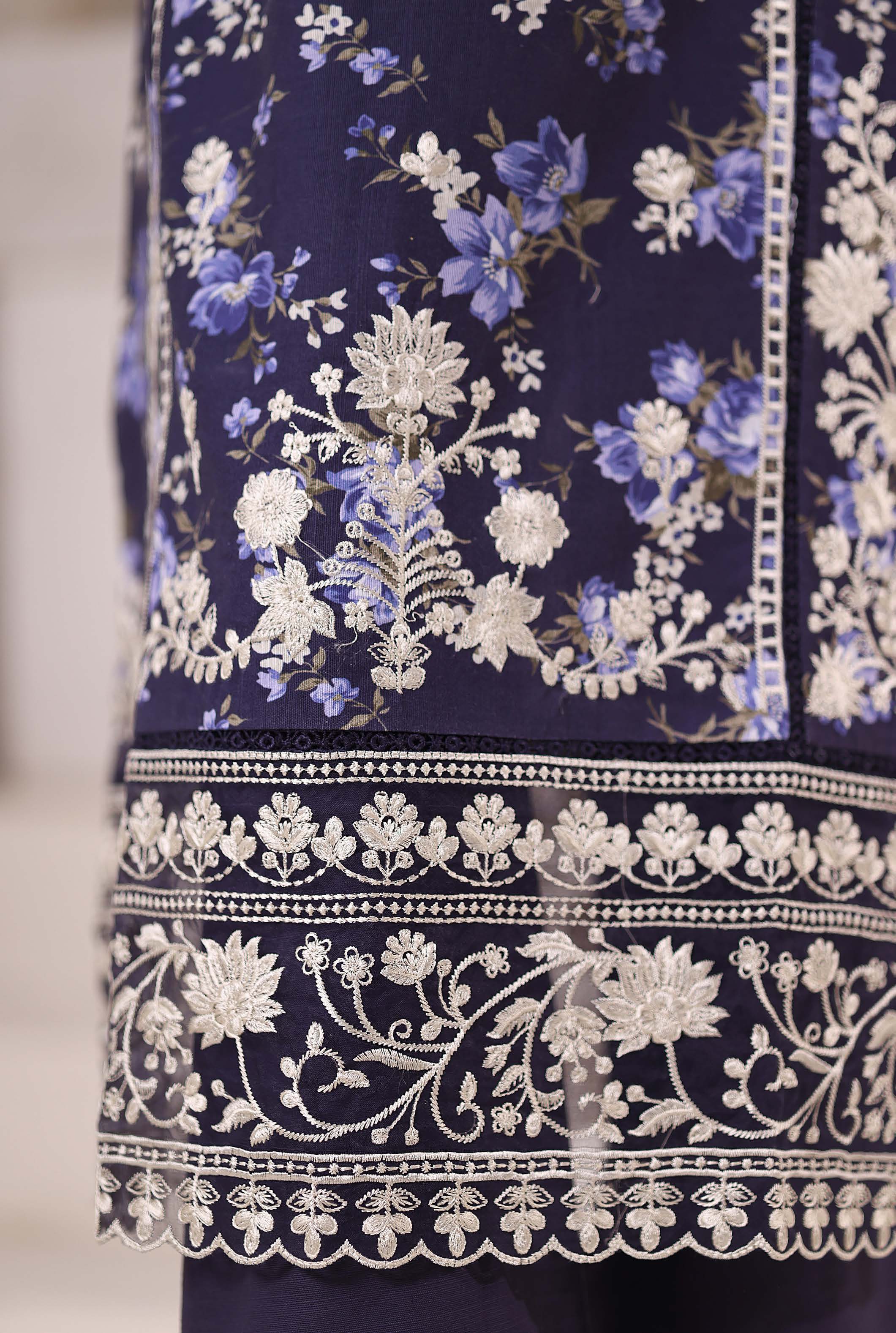 SADABAHAR RTW SIGNATURE KHADDAR EMBROIDERED 3PIECE COLLECTION 2025 SSKE -1106