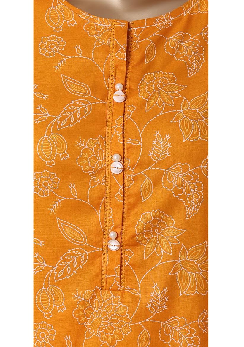 HZ Textile Ready to Wear Rozaana Cambric Printed 3PC Collection 2025 D-06