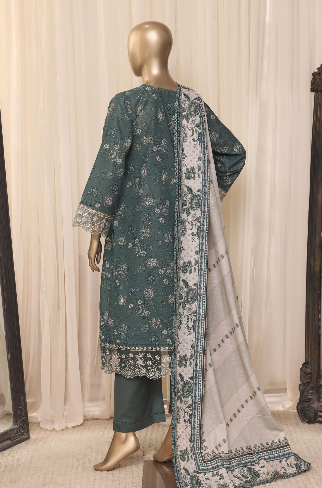 Sadabahar Luxury Khaddar Printed 3piece  stitched Vol-05 Collection 2026 D-04