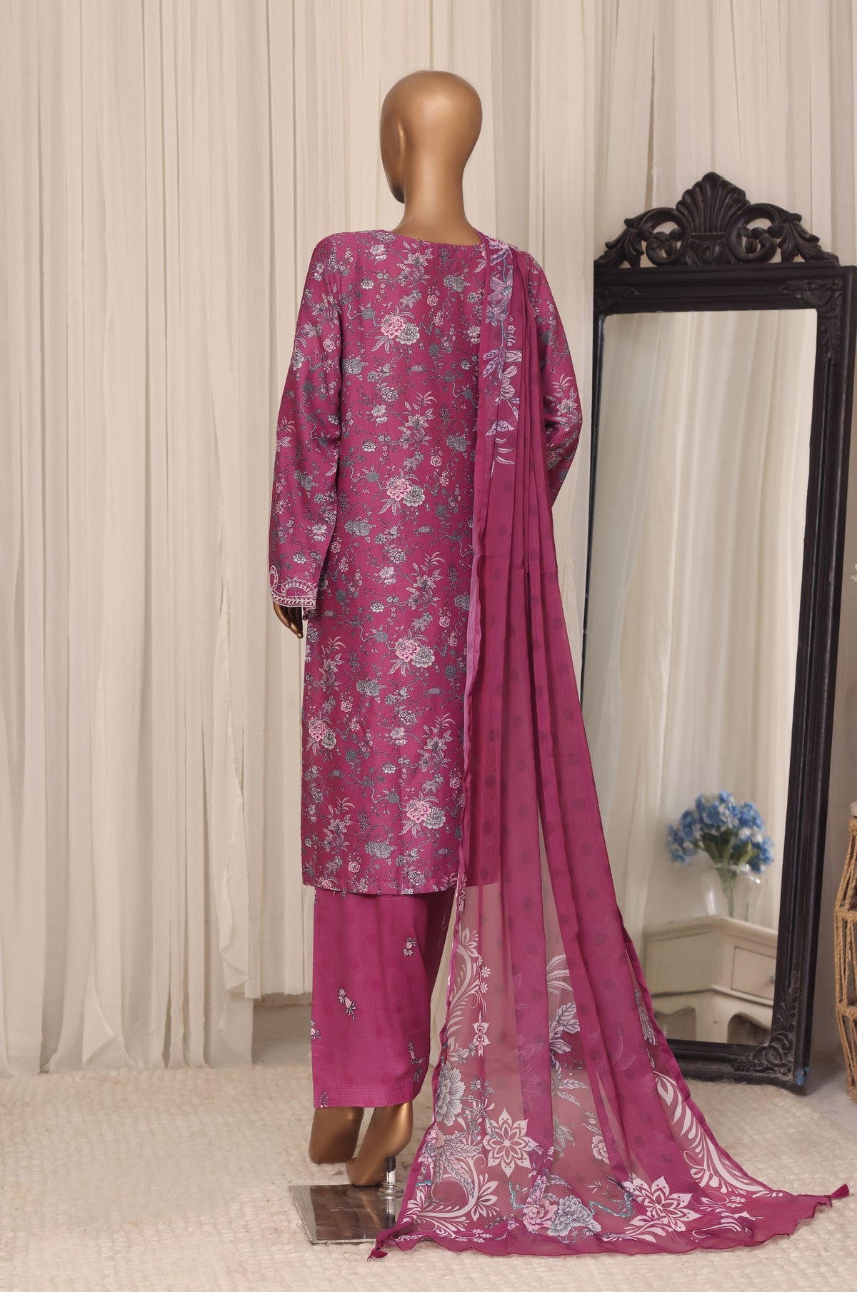 Sadabahar Raya Cut Work Embroidery Lawn 3Piece Stitched Collection D-05