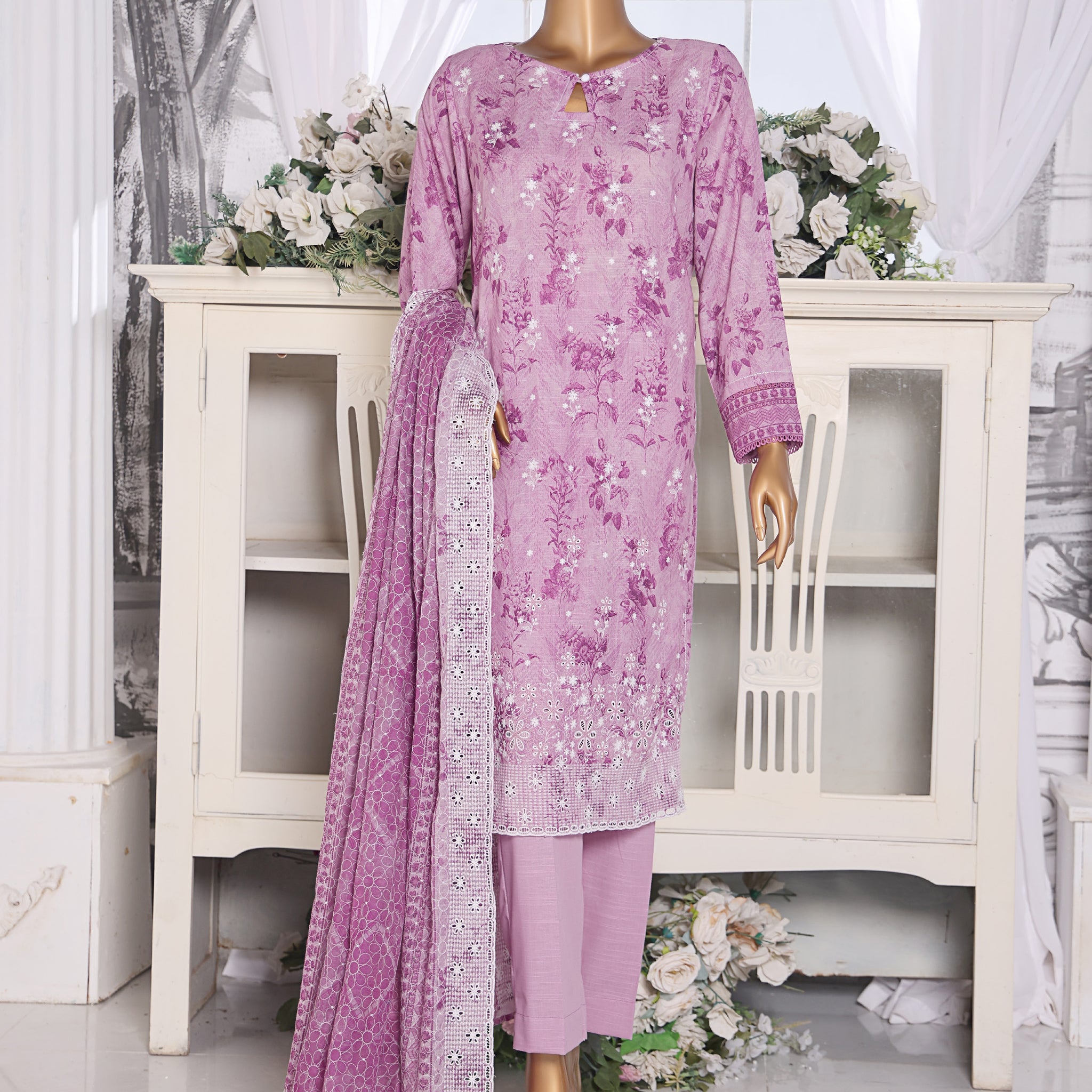 HZ Textile UNSTITCH Khadder Embroidered Chikankari With Émbroidered Khadder Dupatta 3Piece Unstitched Collection _2025 D-06