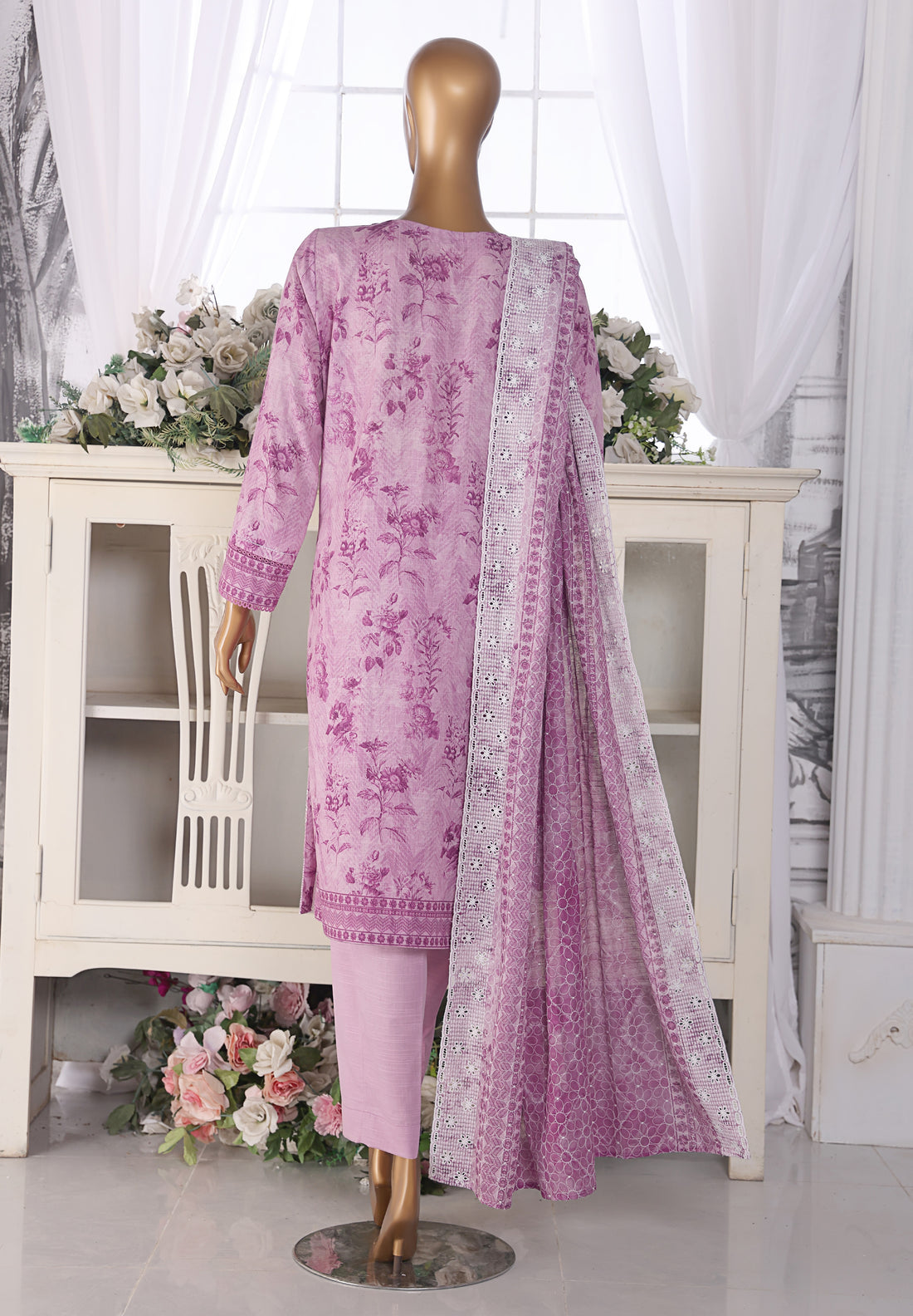 HZ Textile UNSTITCH Khadder Embroidered Chikankari With Émbroidered Khadder Dupatta 3Piece Unstitched Collection _2025 D-06