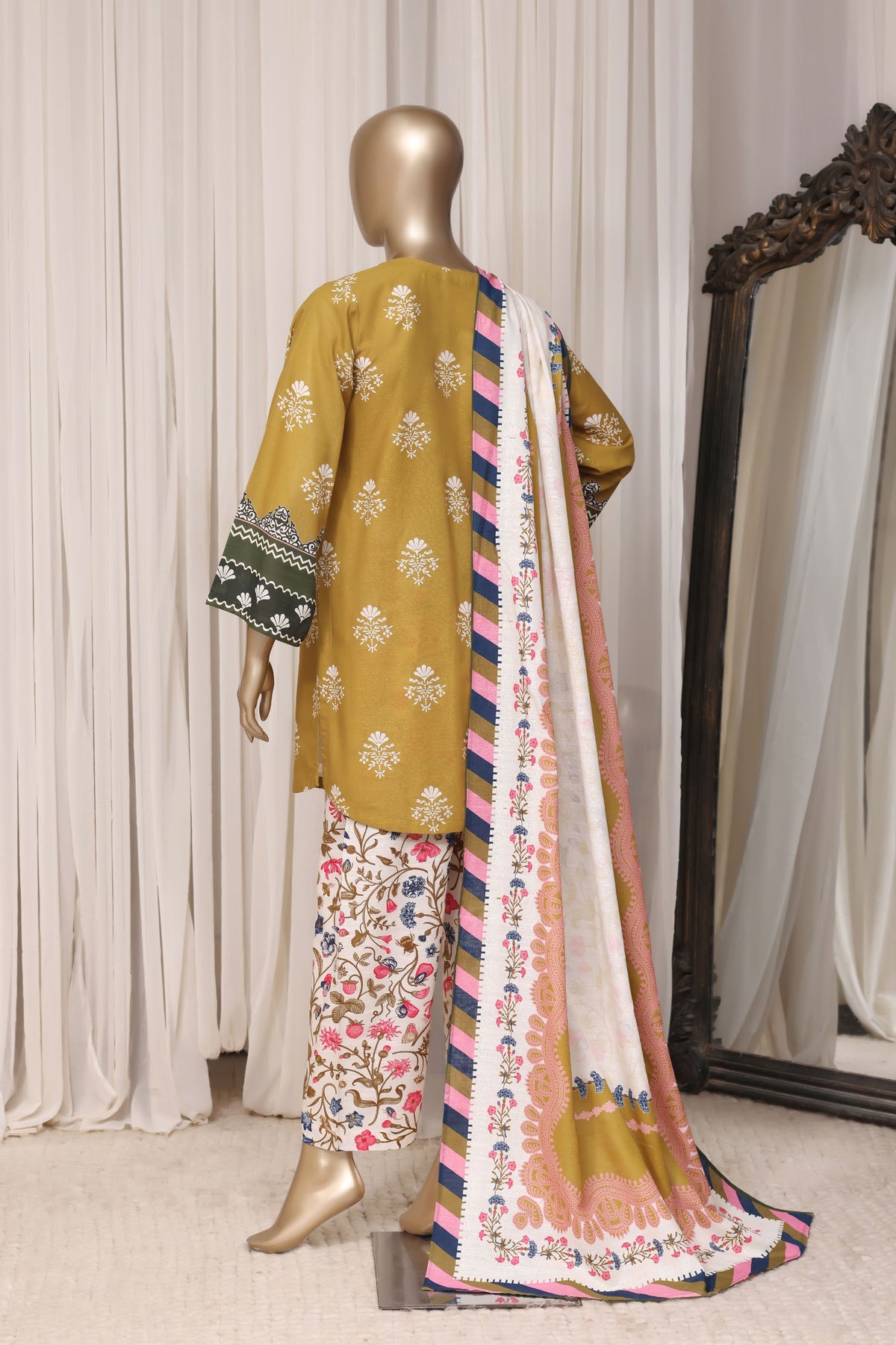 Sadabahar Luxury Khaddar Printed 3piece  stitched Vol-03 2026 D-06