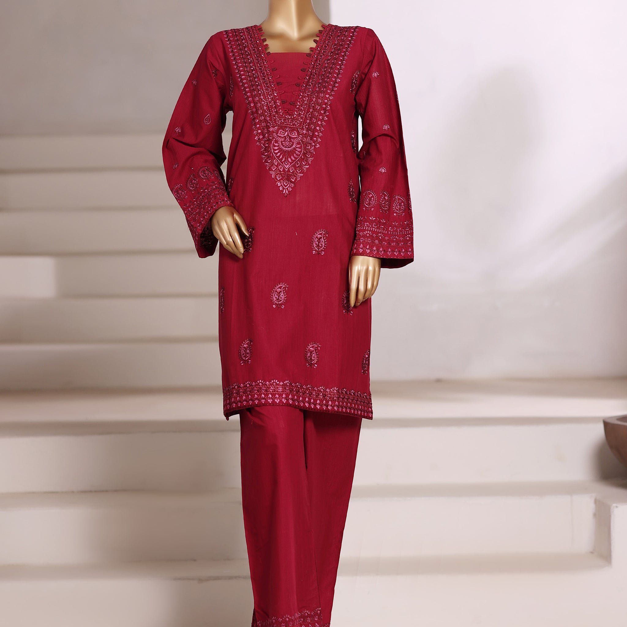 SADABAHAR Vybe Embroidered Set 2PlECE STITCHED COLLECTION 2025 D-303 Mahroon