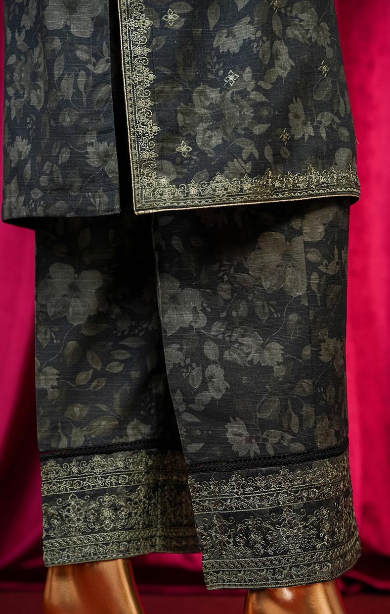 HZ Textile stitched Blooming Winter Khaddar 2Piece Co-ords Stitched Collection 2025 D-01