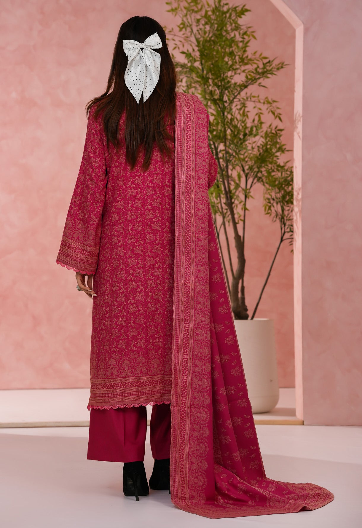 VS TEXTILES PASHMINA WINTER PRINTED 3PIECE UNSTITCHED COLLECTION 2025 D-04