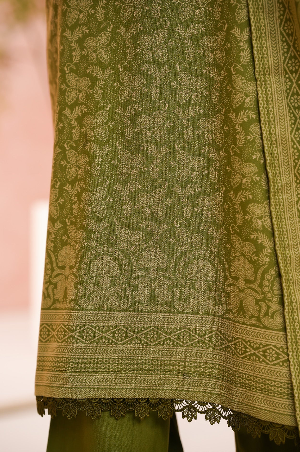 VS TEXTILES PASHMINA WINTER PRINTED 3PIECE UNSTITCHED COLLECTION 2025 D-05