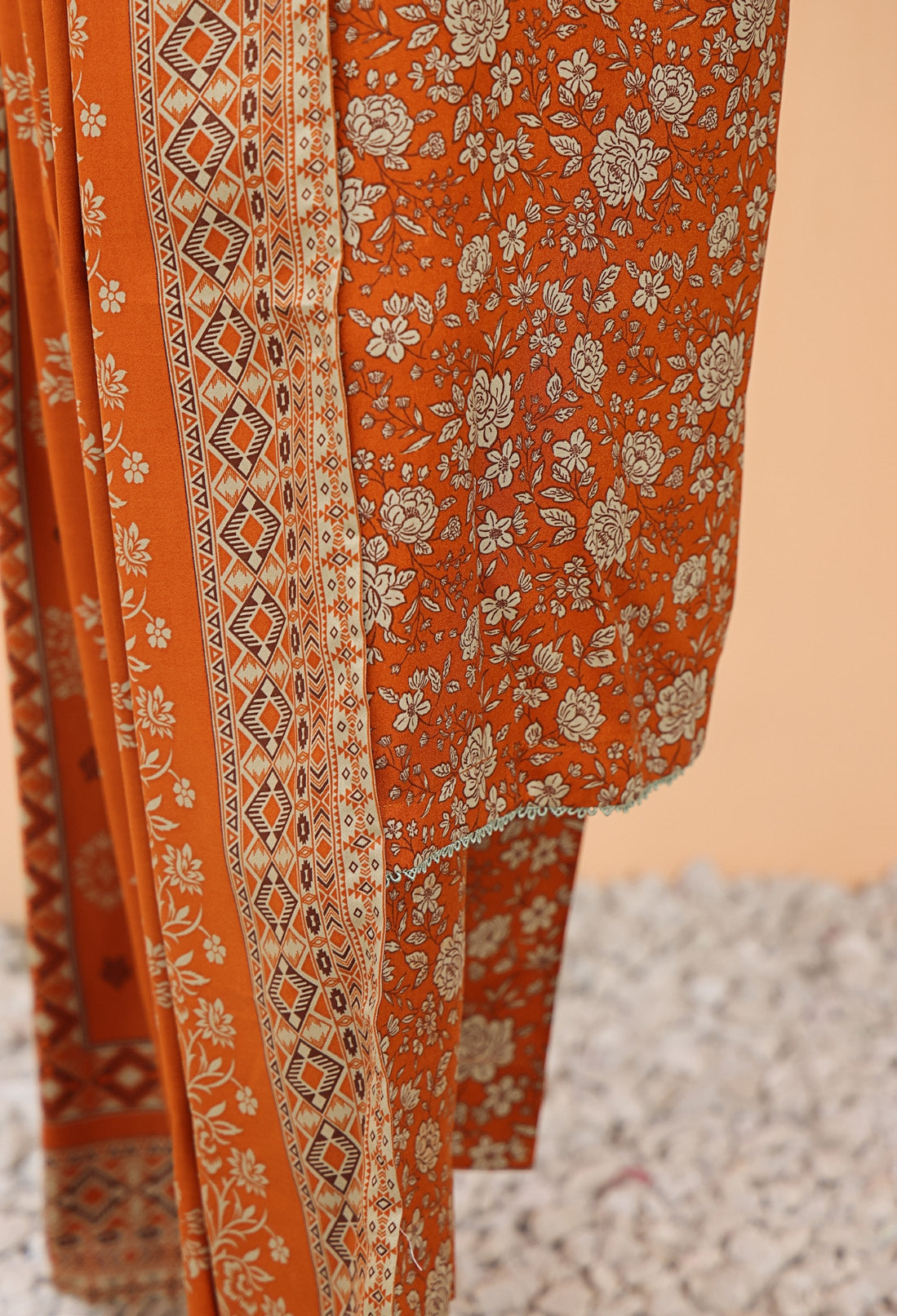 HZ Textile Unstitched Full Suit Linen Wintry Vol-4 Collection 25 D-06