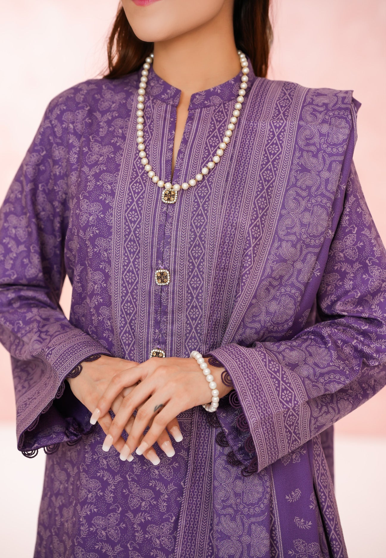 VS TEXTILES PASHMINA WINTER PRINTED 3PIECE UNSTITCHED COLLECTION 2025 D-06