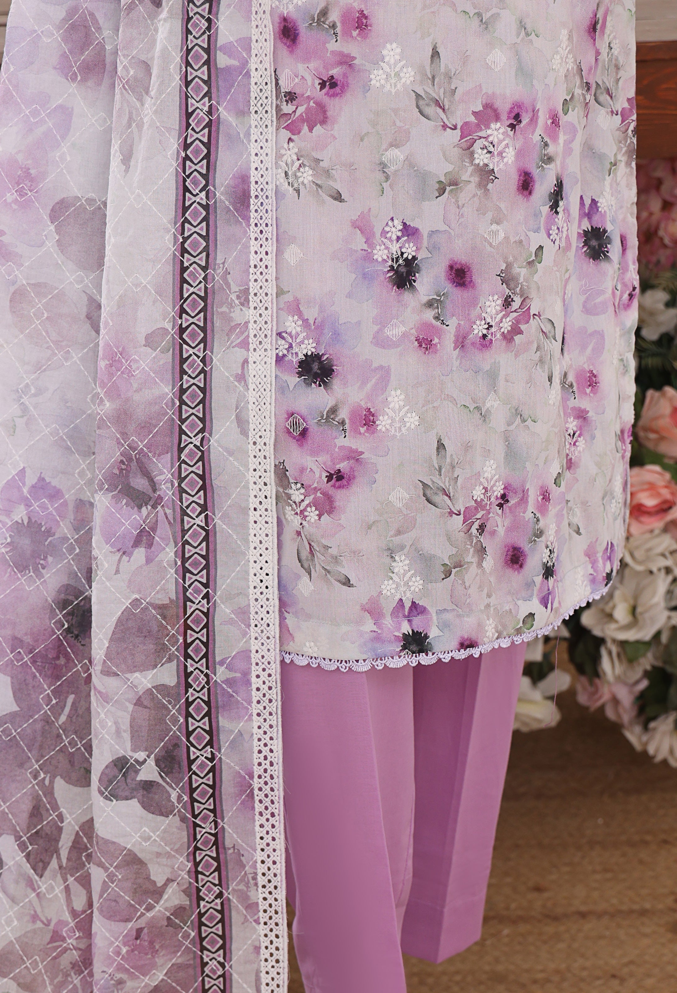 HZ Textile Unstitch Dhagakari Embroidered Collection 2025 D-01