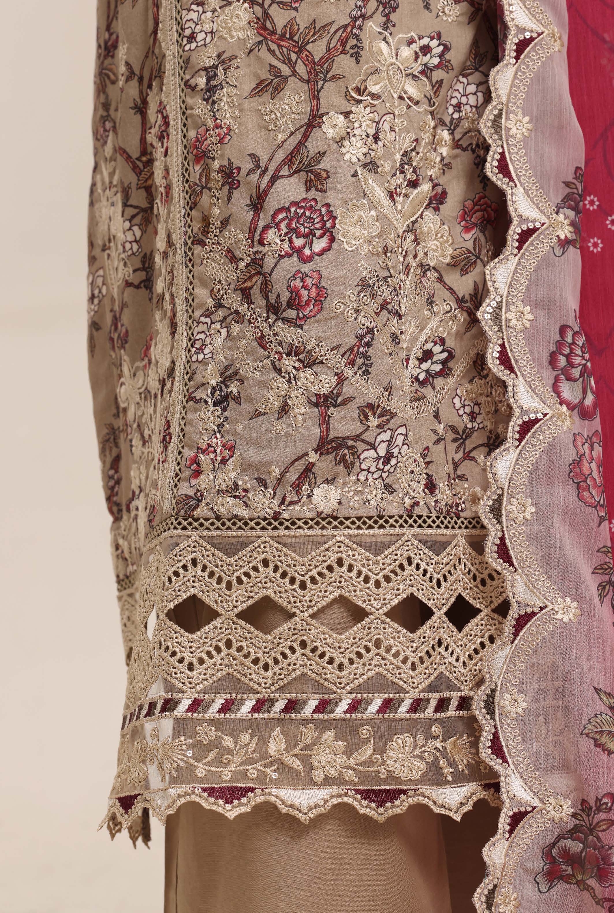 Sadabahar Luxury Lawn Festive Signature Heavy Embroidered With Digital Chiffon Embroidered Dupatta 3 Piece stitched Ready To Wear Collection 2026 D-08