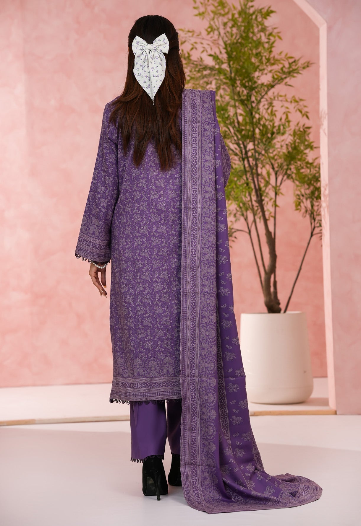 VS TEXTILES PASHMINA WINTER PRINTED 3PIECE UNSTITCHED COLLECTION 2025 D-06