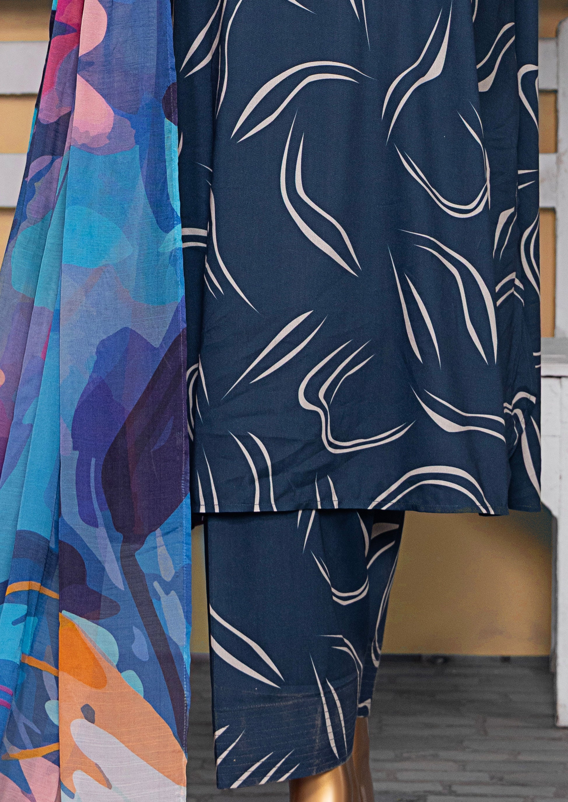 HZ Textile Unstitched Full Suit Linen Wintry Vol-4 Collection 25 D-09