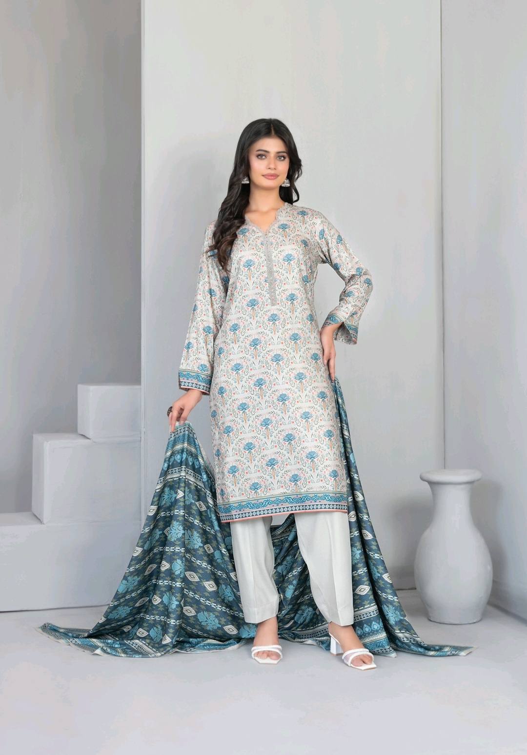 Shahid Tawakkal DILNUR — Unstitched 3Piece Collection Unveil sophistication with Twill fabric Collection 2025 D-08