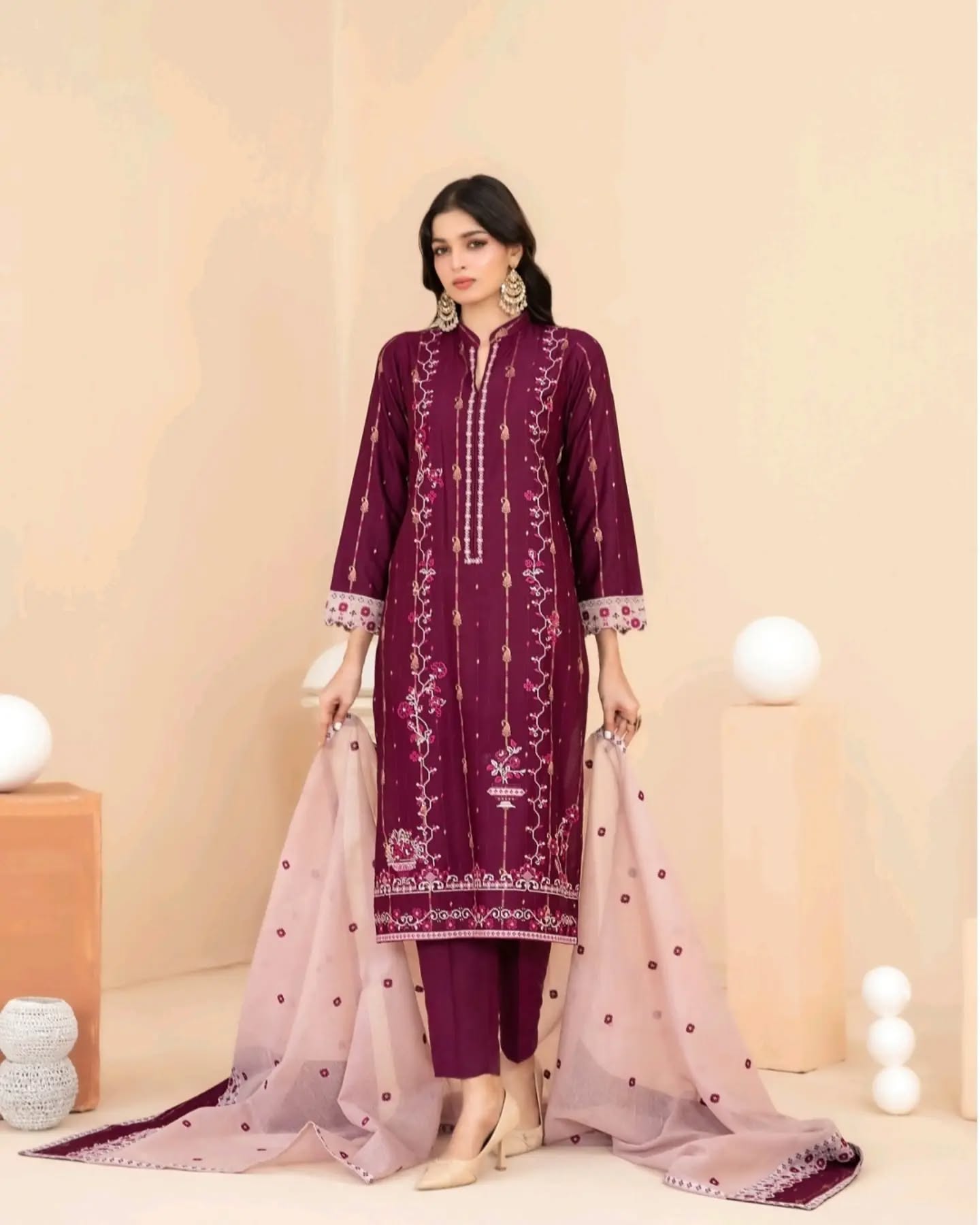 lookbook image shop_this_look_AVdw3f