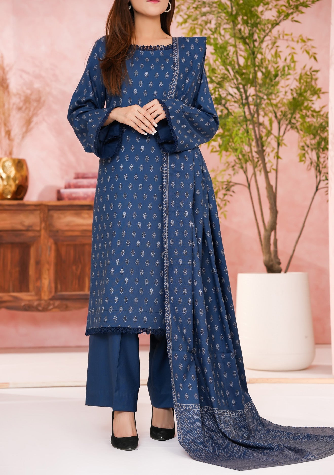 VS TEXTILES PASHMINA WINTER PRINTED 3PIECE UNSTITCHED COLLECTION 2025 D-10