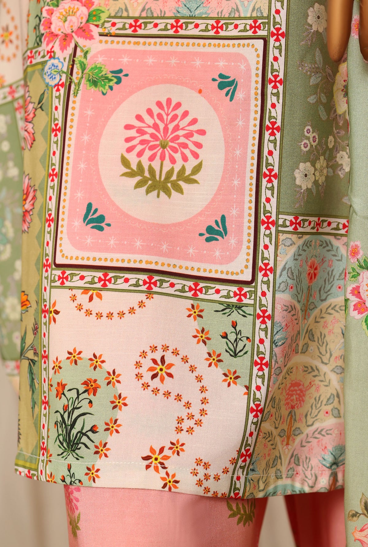 Sadabahar linen Printed 3Piece Stitched Collection D-01
