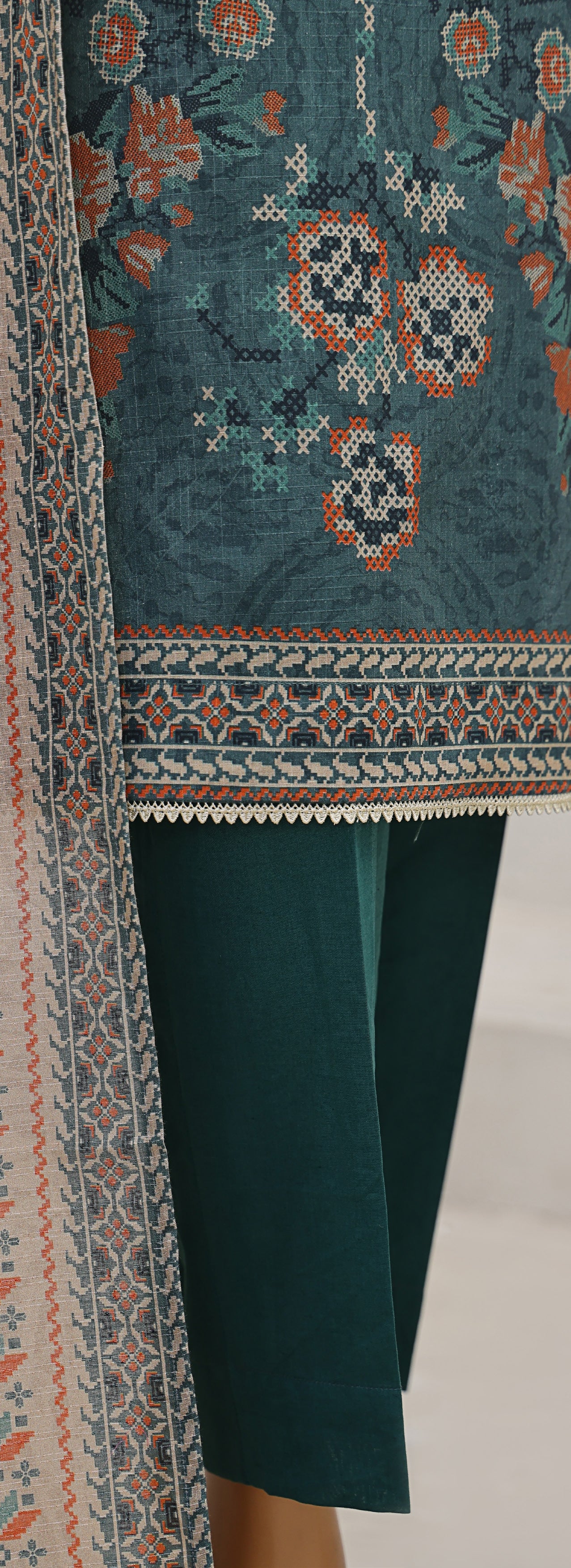 HZ Textile Unstitch Pre-winter Cross Slub with Cotton Printed Shirt Karandi lawn Printed Dupatta Collection 2025 D-02