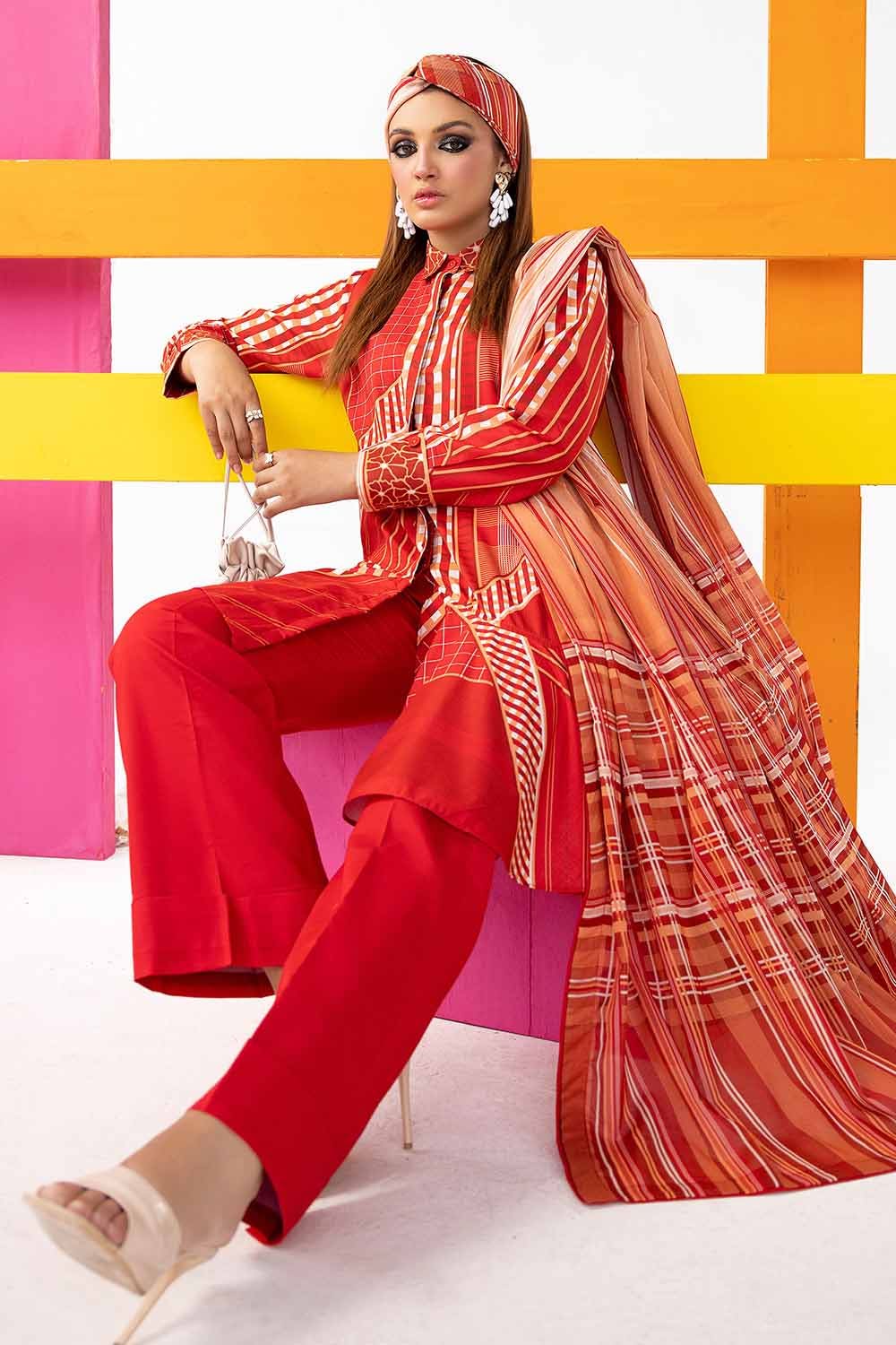 Gul Ahmed Unstitched Printed Lawn 3pcs Suite D-03