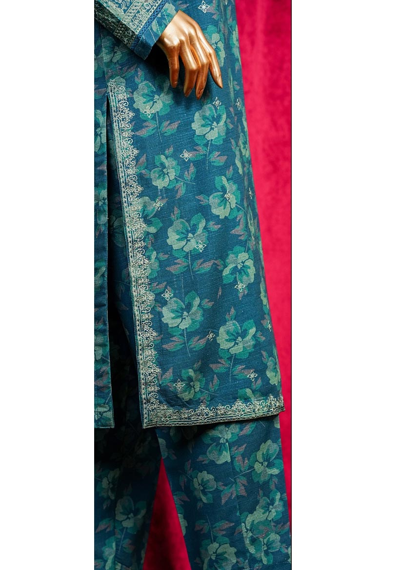 HZ Textile stitched Blooming Winter Khaddar 2Piece Co-ords Stitched Collection 2025 D-04
