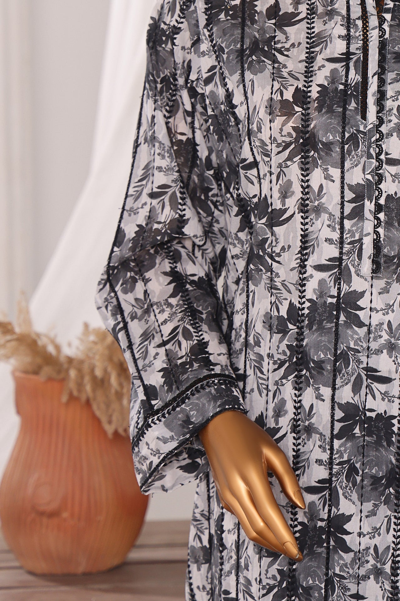 HZ Textile Unstitch Dhagakari Embroidered Collection 2025 D-02