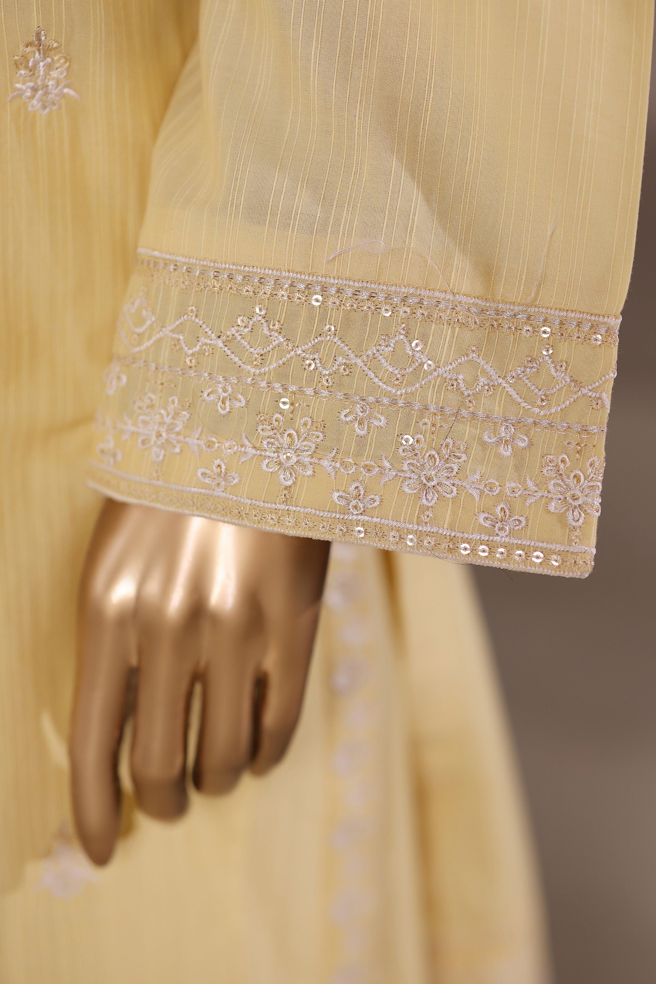 SADABAHAR Vybe Embroidered Set 2PlECE STITCHED COLLECTION 2025 D-304 Lemon