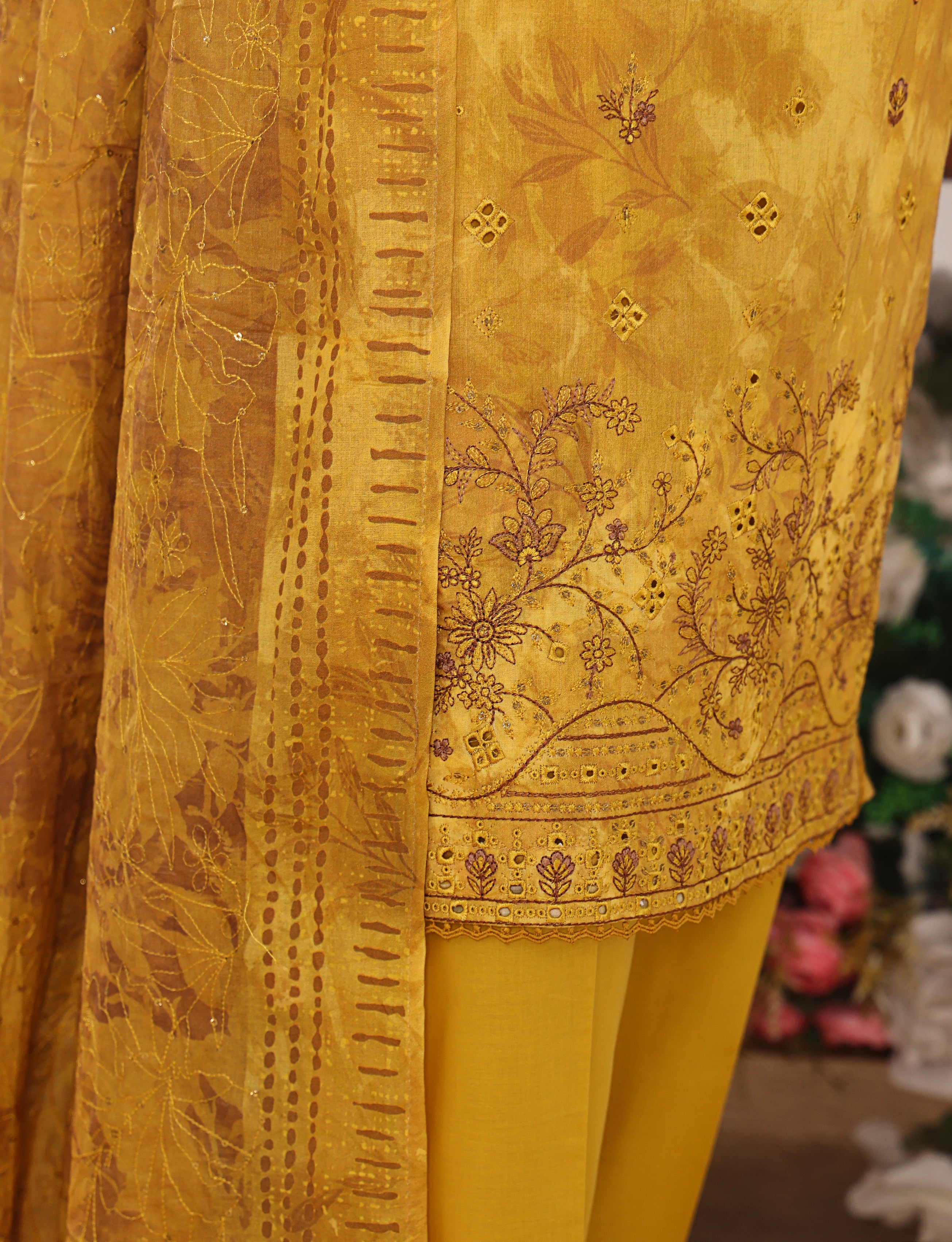 HZ Textile Unstitched Elite EMBROIDERED Collection'25 D-03