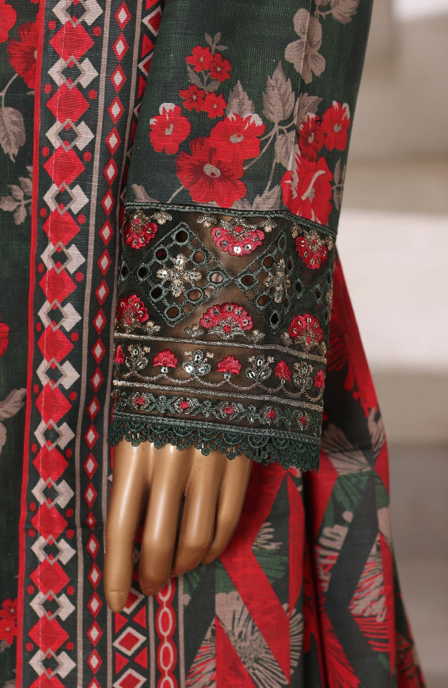 SADABAHAR Luxury Malika Khaddar Collection VOL 1 2025 D-09