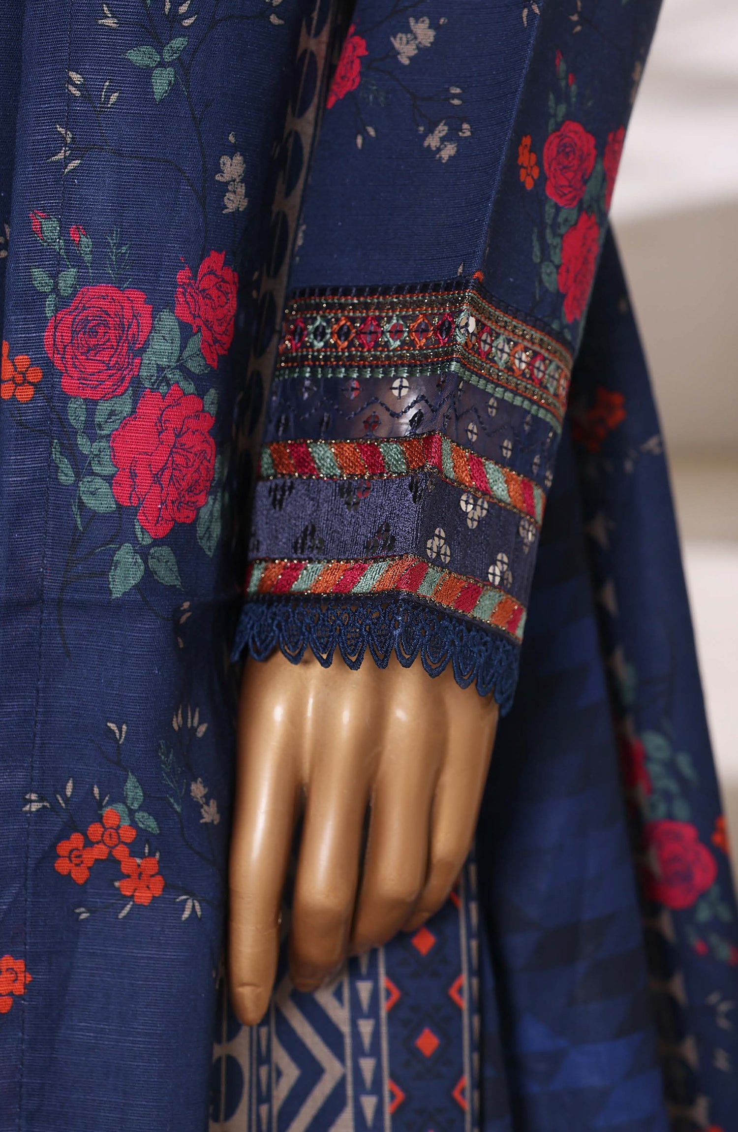 SADABAHAR Luxury Malika Khaddar Collection VOL 1 2025 D-08