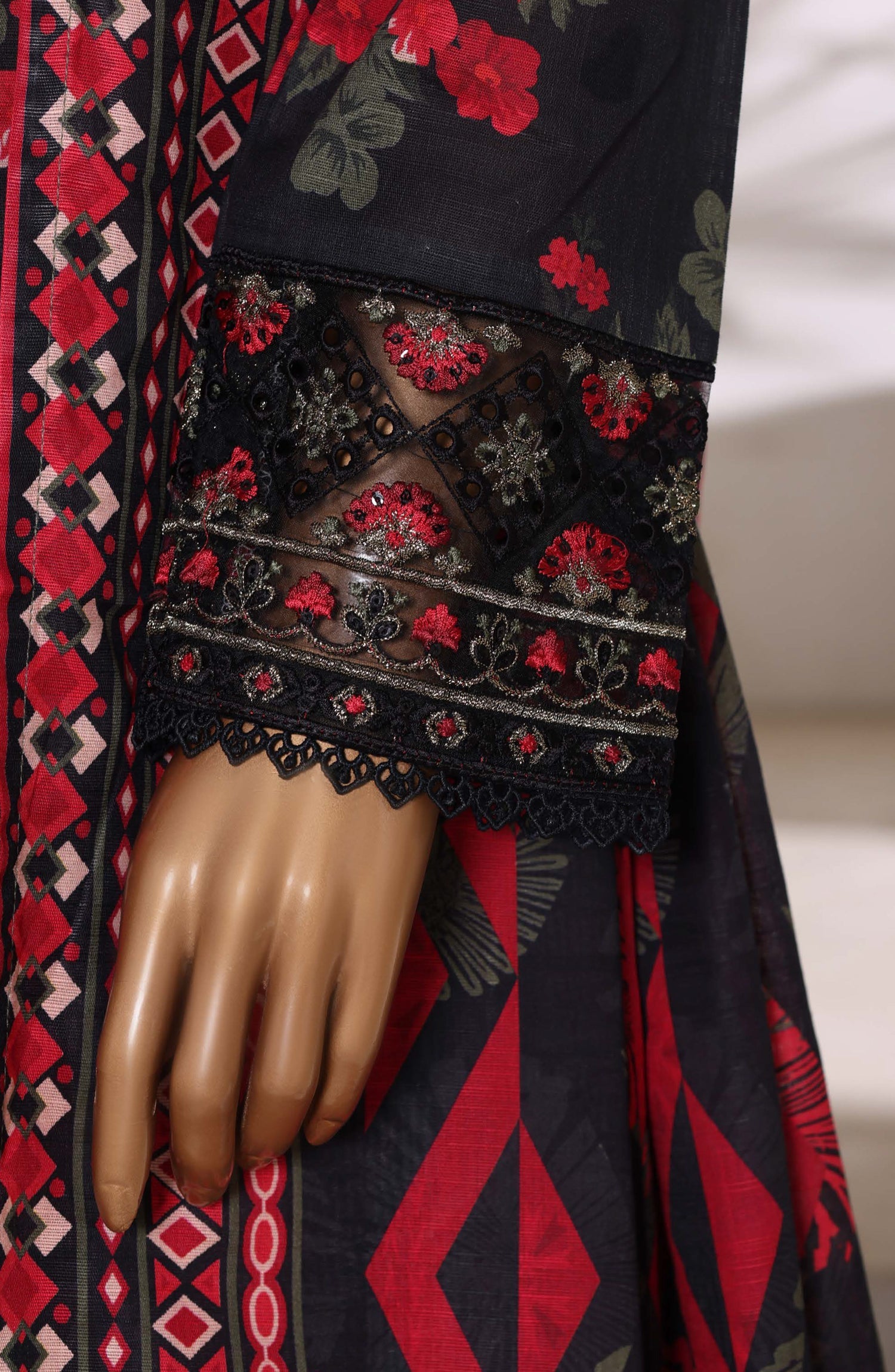 SADABAHAR Luxury Malika Khaddar Collection VOL 1 2025 D-06