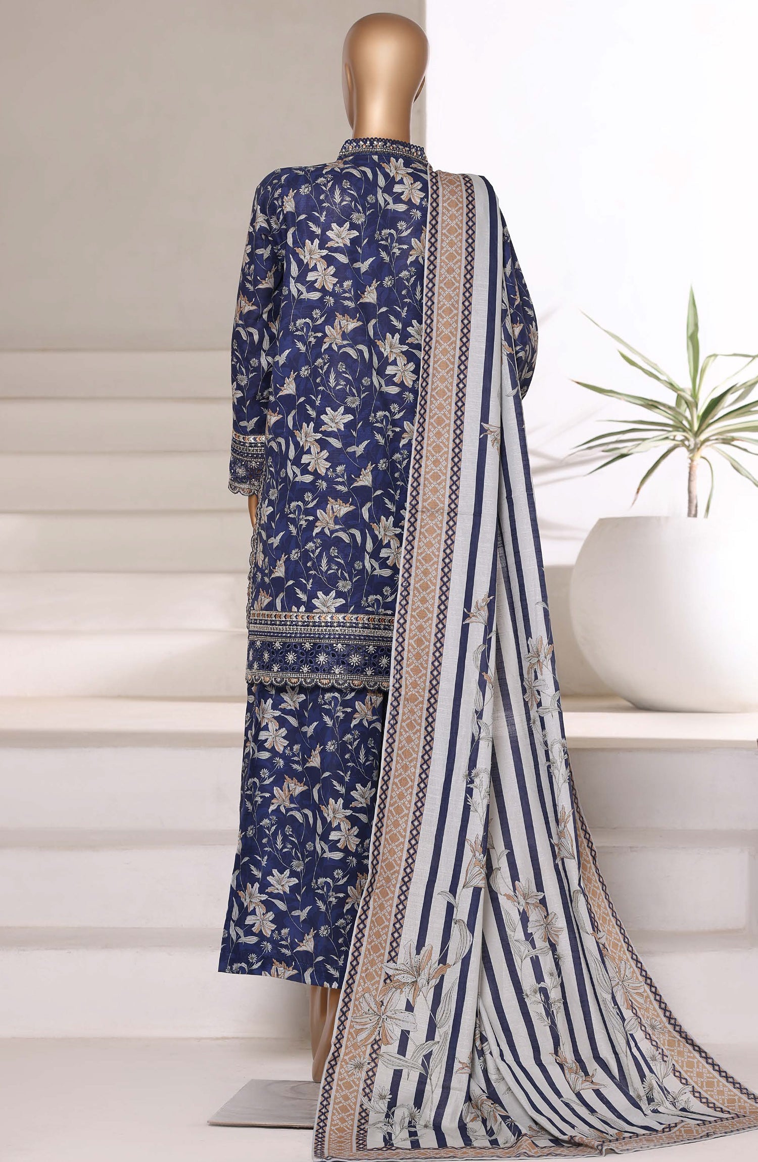 SADABAHAR Luxury Malika Khaddar Collection VOL 1 2025 D-04