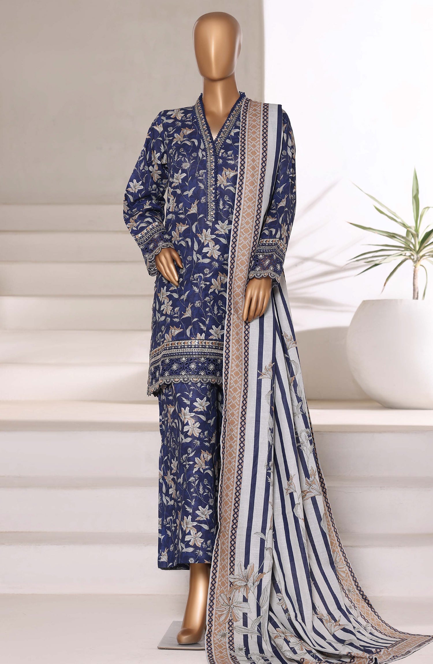 SADABAHAR Luxury Malika Khaddar Collection VOL 1 2025 D-04