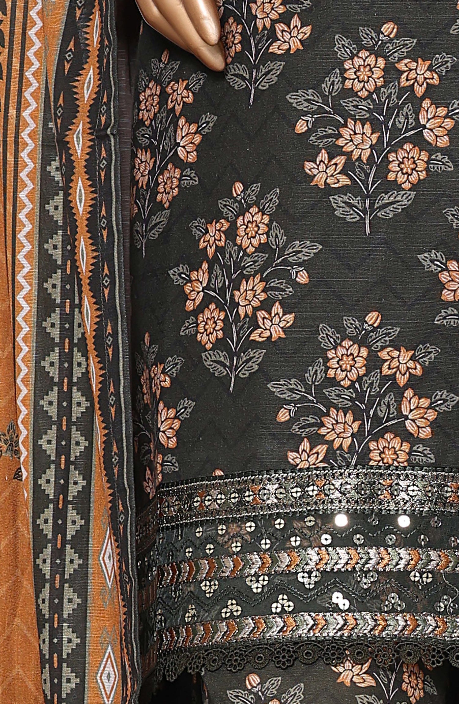 SADABAHAR Luxury Malika Khaddar Collection VOL 1 2025 D-03