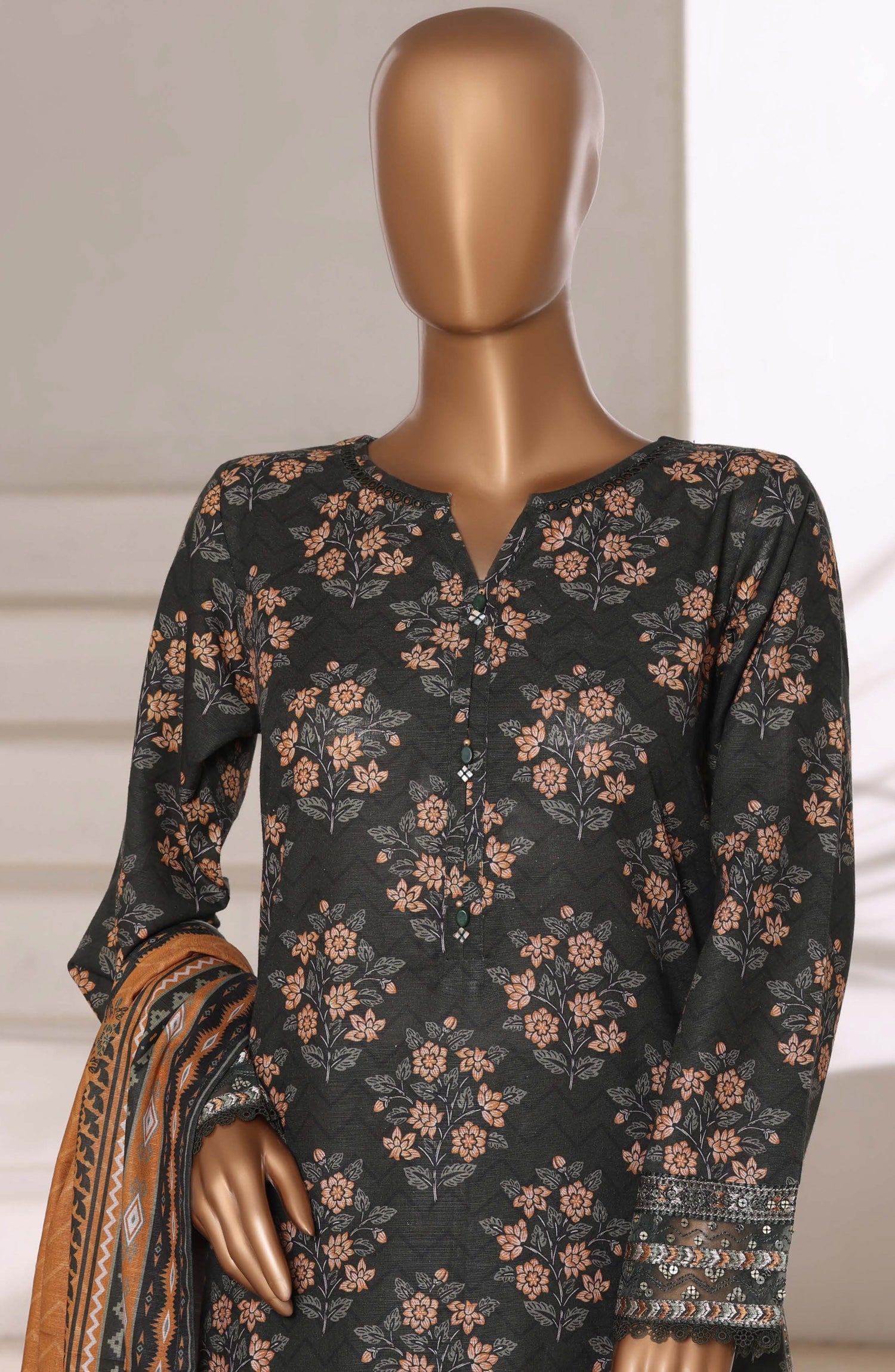 SADABAHAR Luxury Malika Khaddar Collection VOL 1 2025 D-03