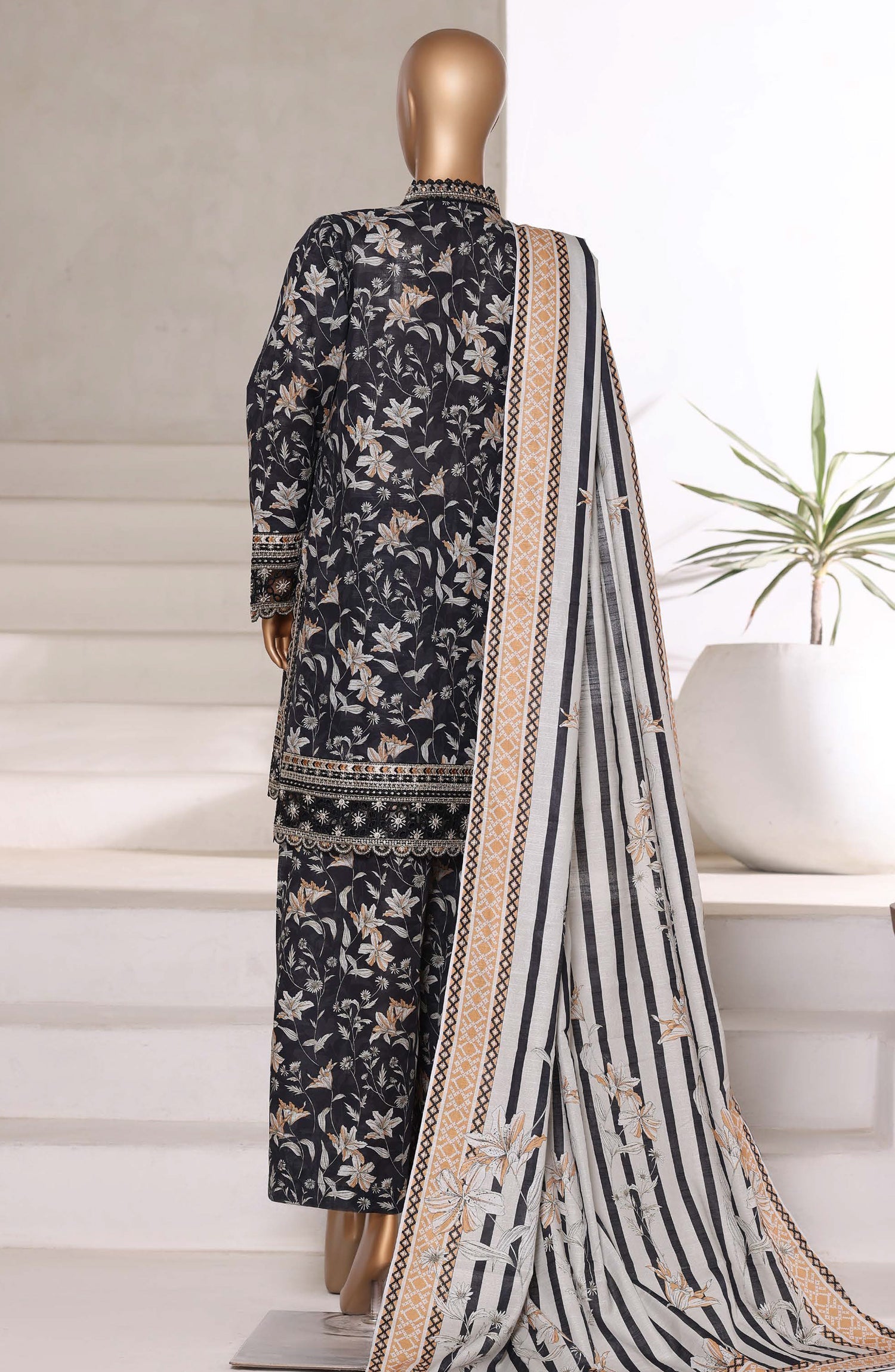 SADABAHAR Luxury Malika Khaddar Collection VOL 1 2025 D-01