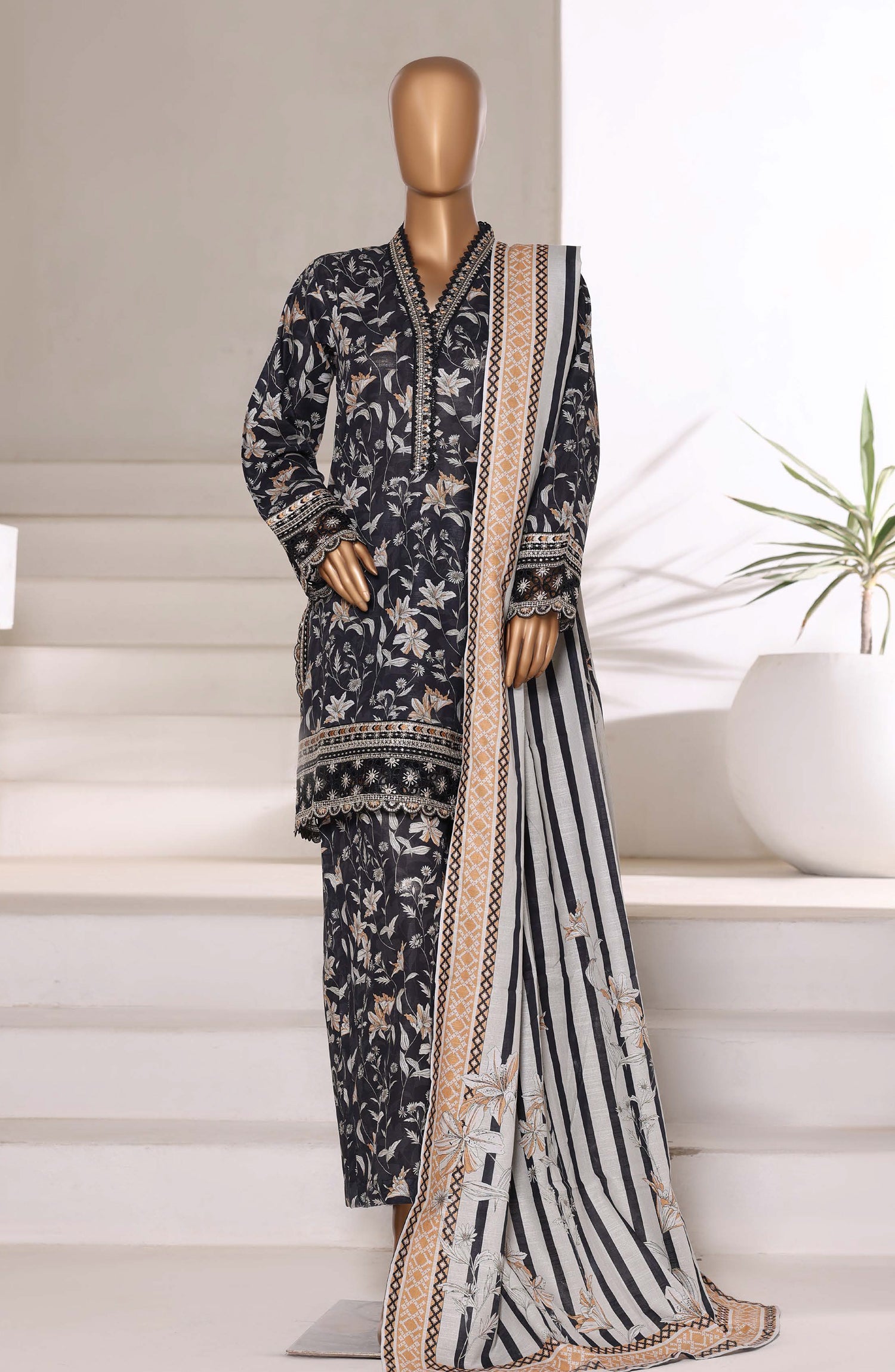 SADABAHAR Luxury Malika Khaddar Collection VOL 1 2025 D-01