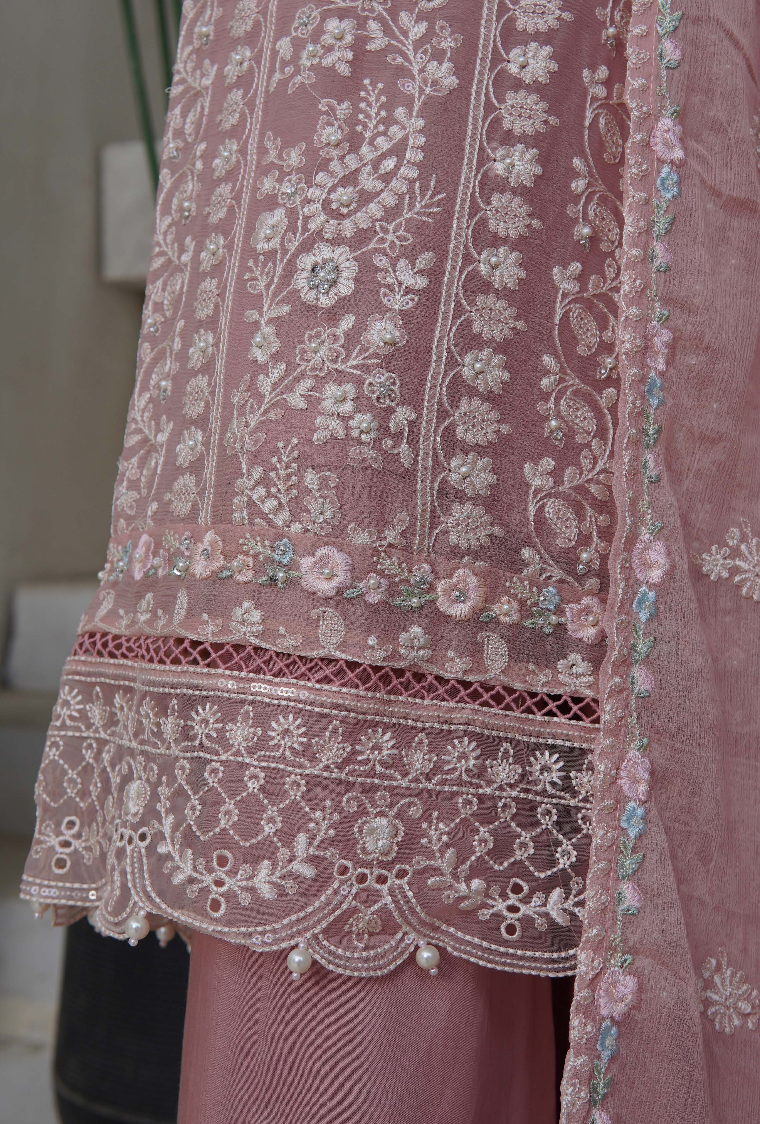 Sadabahar Afsanay Vol-15 luxury Chiffon Heavy Embroidered With Chiffon Embroidered Dupatta 3Piece RTW Collection 2025 D-02