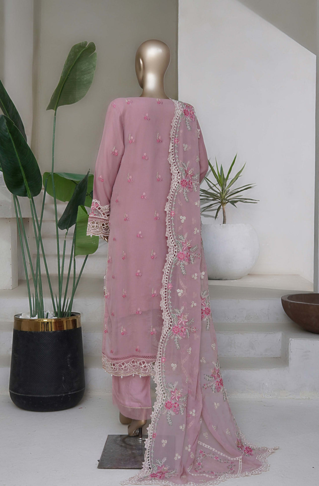 Sadabahar Afsanay Vol-15 luxury Chiffon Heavy Embroidered With Chiffon Embroidered Dupatta 3Piece RTW Collection 2025 D-04