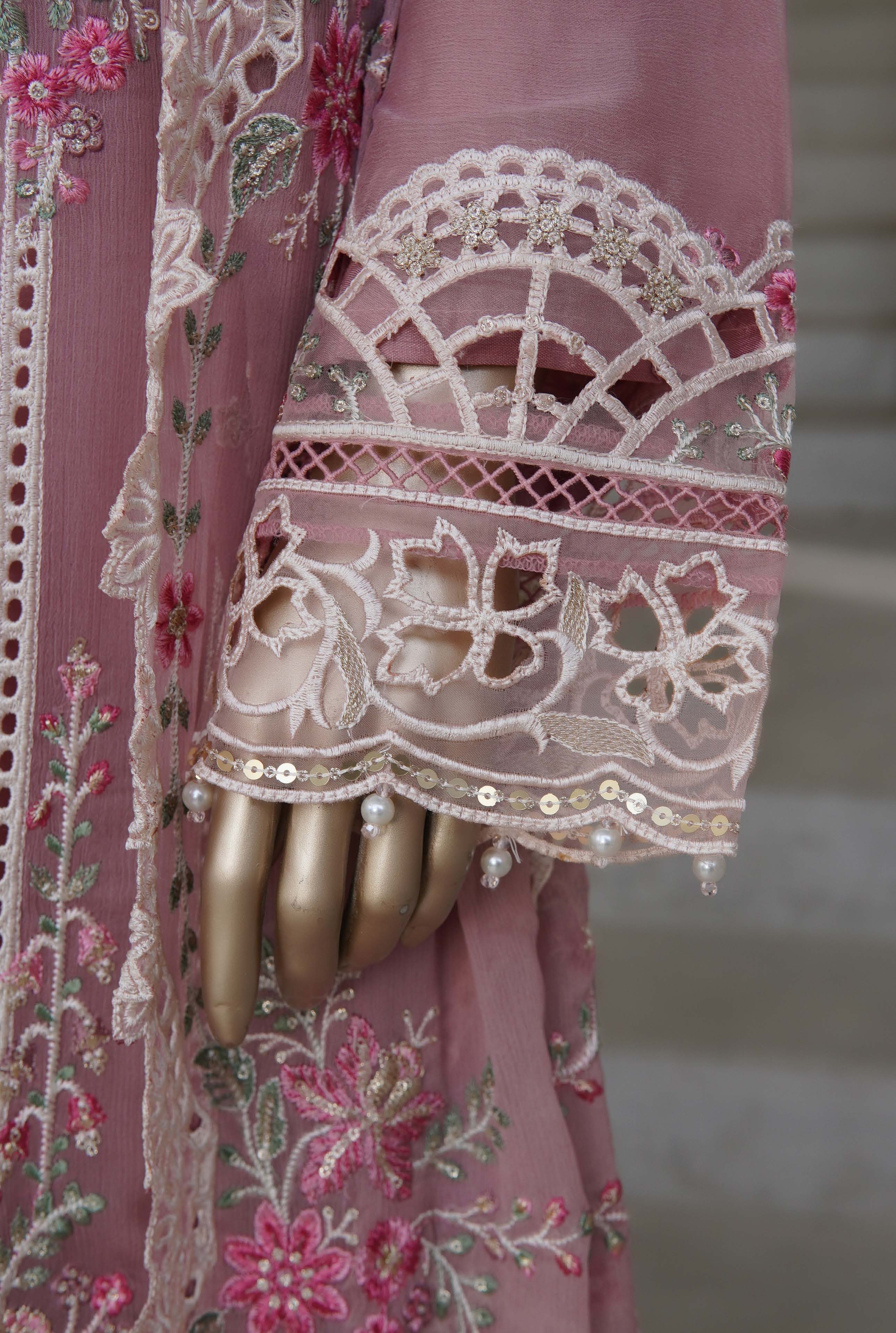 Sadabahar Afsanay Vol-15 luxury Chiffon Heavy Embroidered With Chiffon Embroidered Dupatta 3Piece RTW Collection 2025 D-04