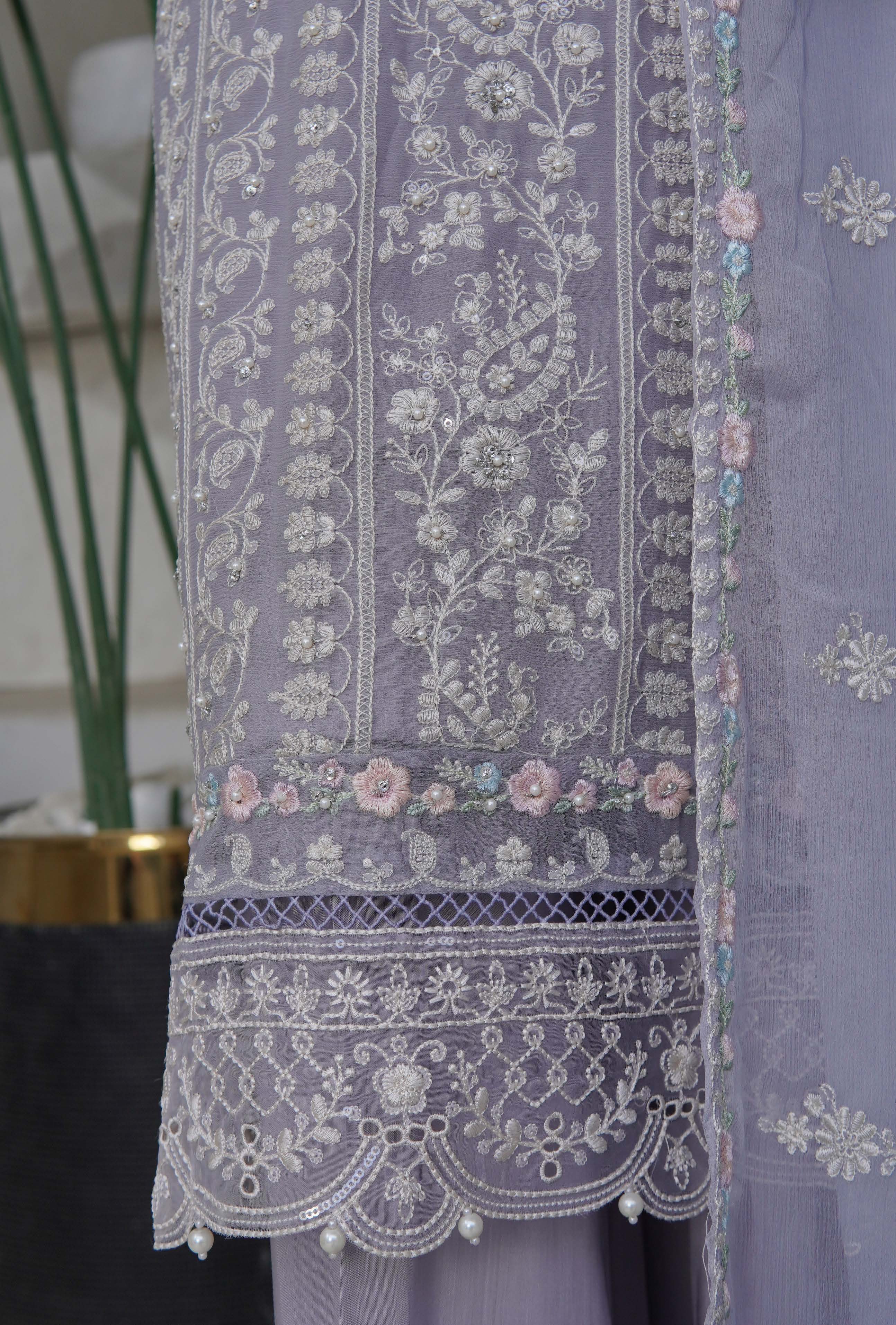 Sadabahar Afsanay Vol-15 luxury Gharara Chiffon Heavy Embroidered With Chiffon Embroidered Dupatta 3Piece RTW Collection 2025 D-06