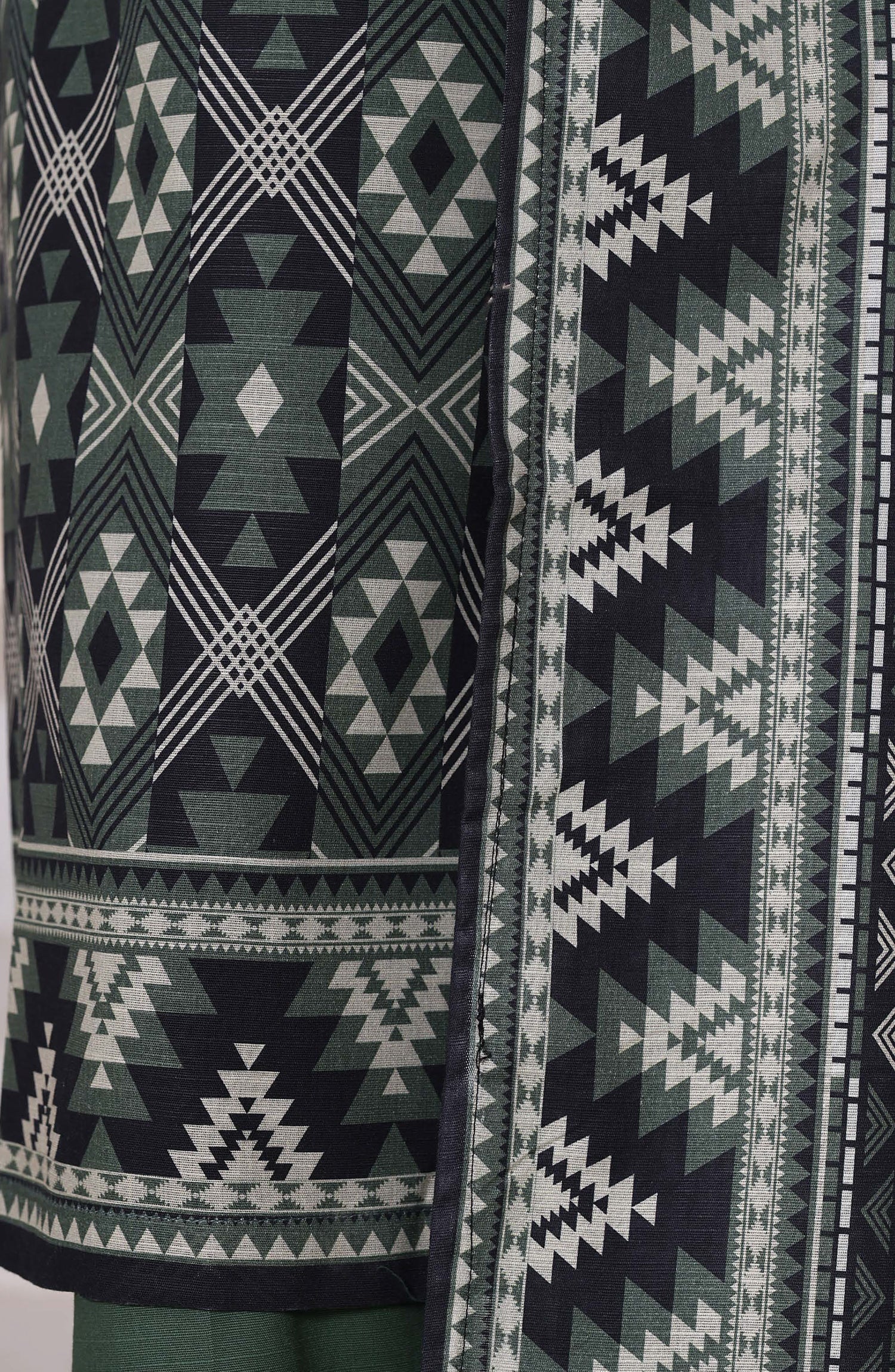 Sadabahar Printed Khadder 3pcs Stitched Vol-1 Collection 2025 D-07