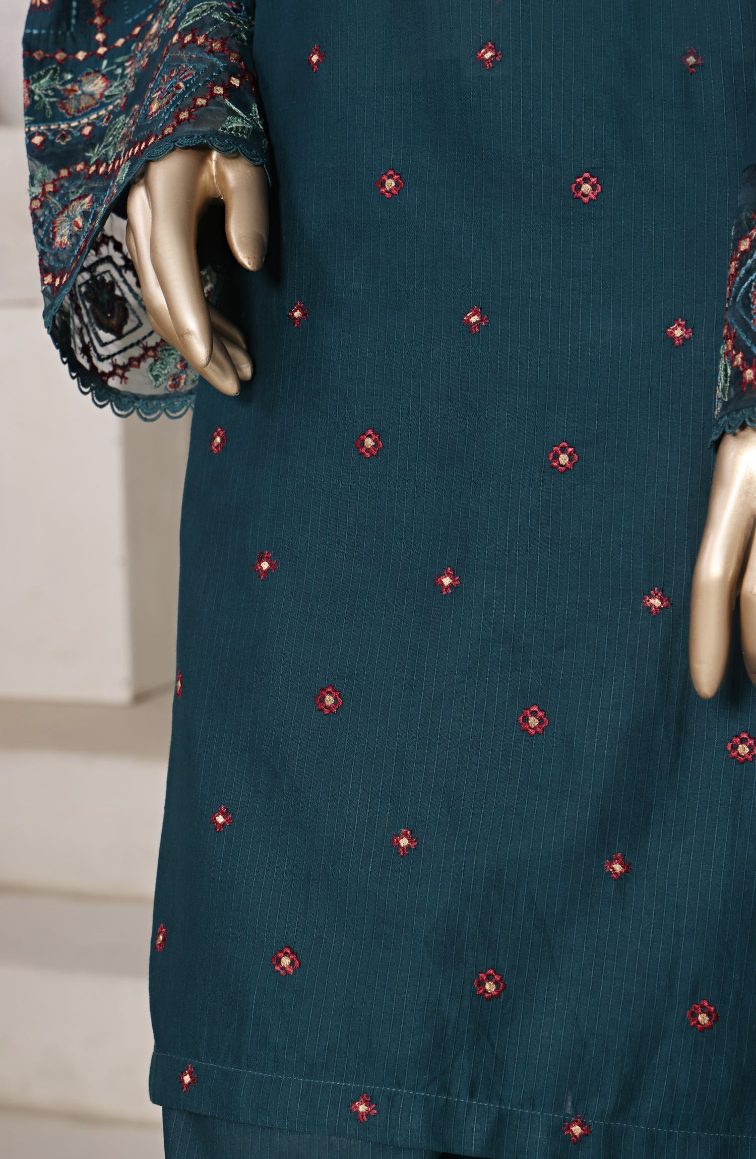 SADABAHAR Vybe Embroidered set 2PlECE STITCHED COLLECTION 2025 D-01