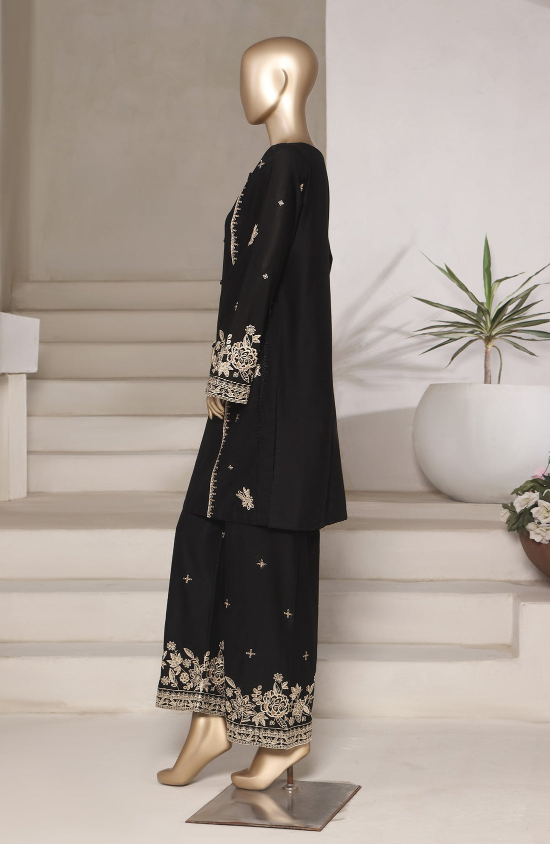 SADABAHAR Vybe Embroidered set 2PlECE STITCHED COLLECTION 2025 D-02