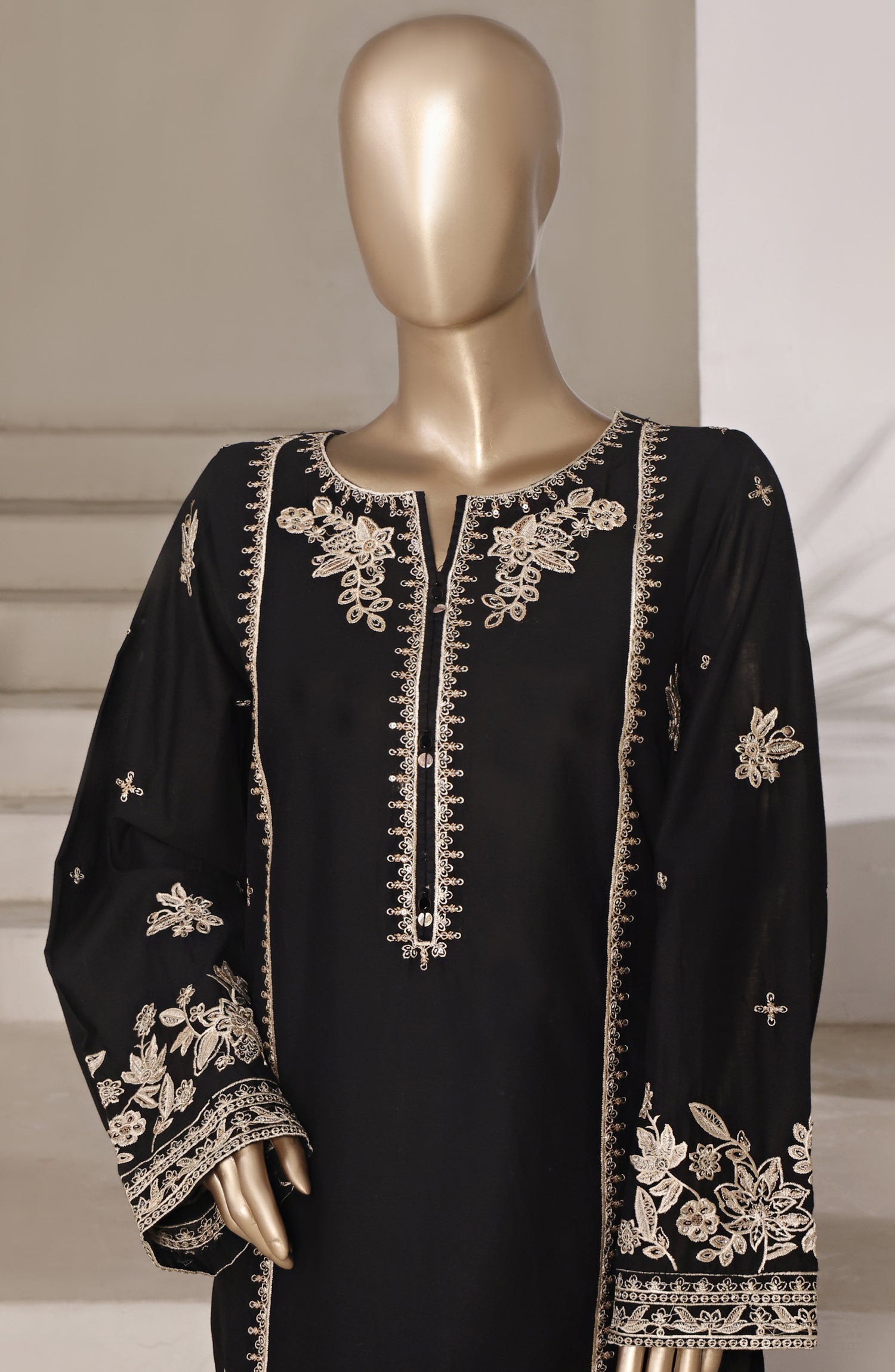 SADABAHAR Vybe Embroidered set 2PlECE STITCHED COLLECTION 2025 D-02