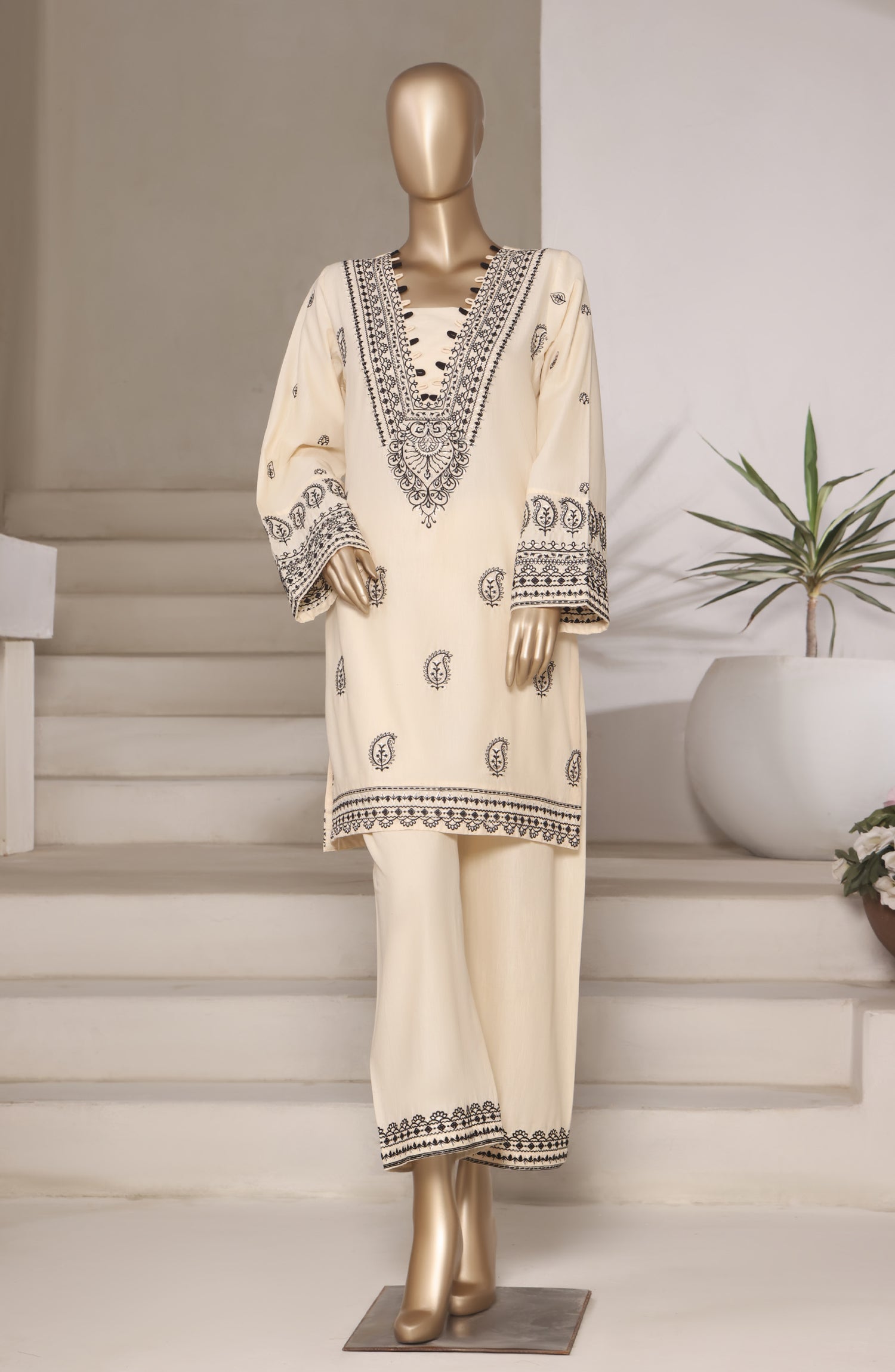 SADABAHAR Vybe Embroidered set 2PlECE STITCHED COLLECTION 2025 D-03
