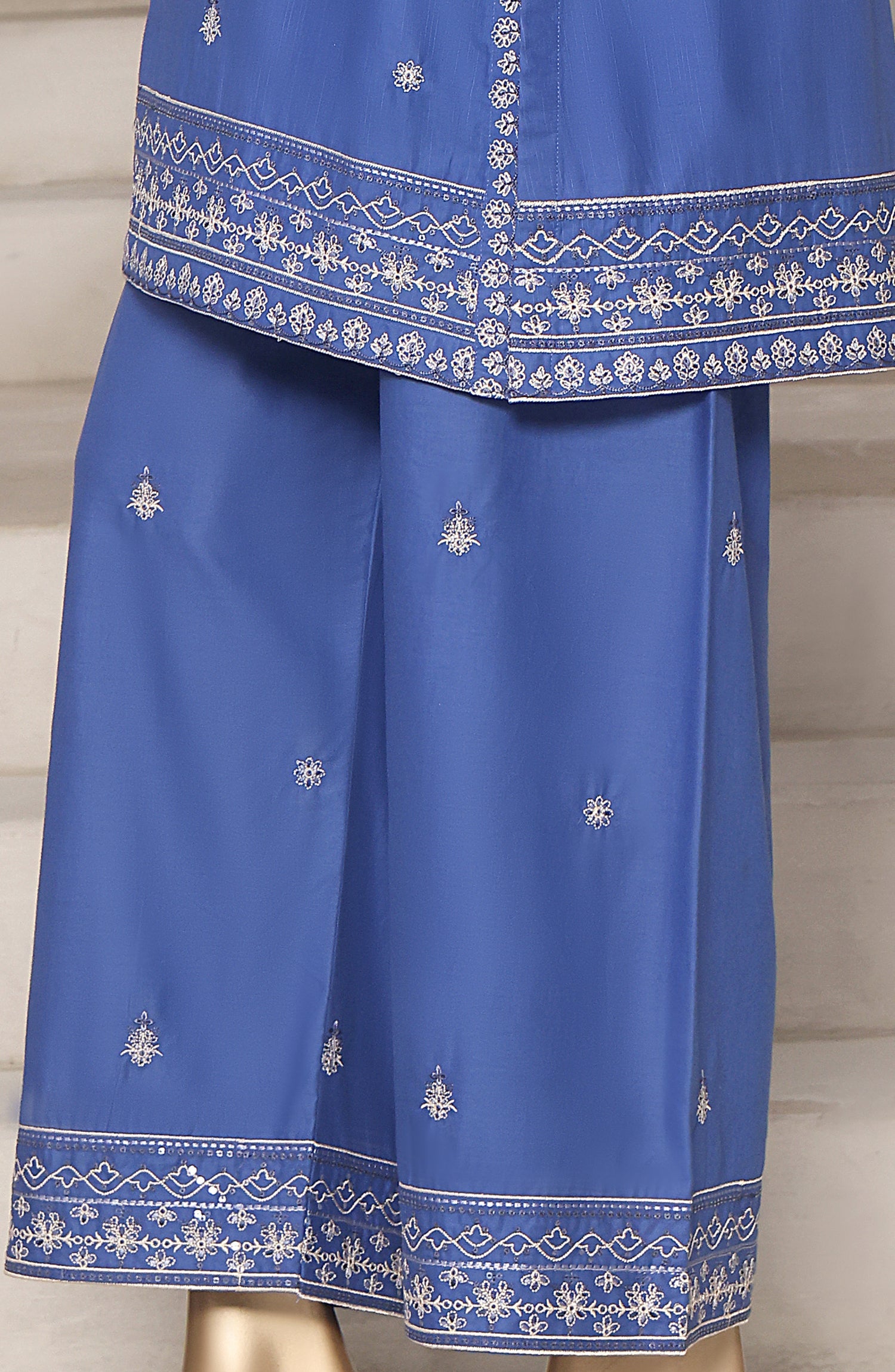 SADABAHAR Vybe Embroidered set 2PlECE STITCHED COLLECTION 2025 D-04