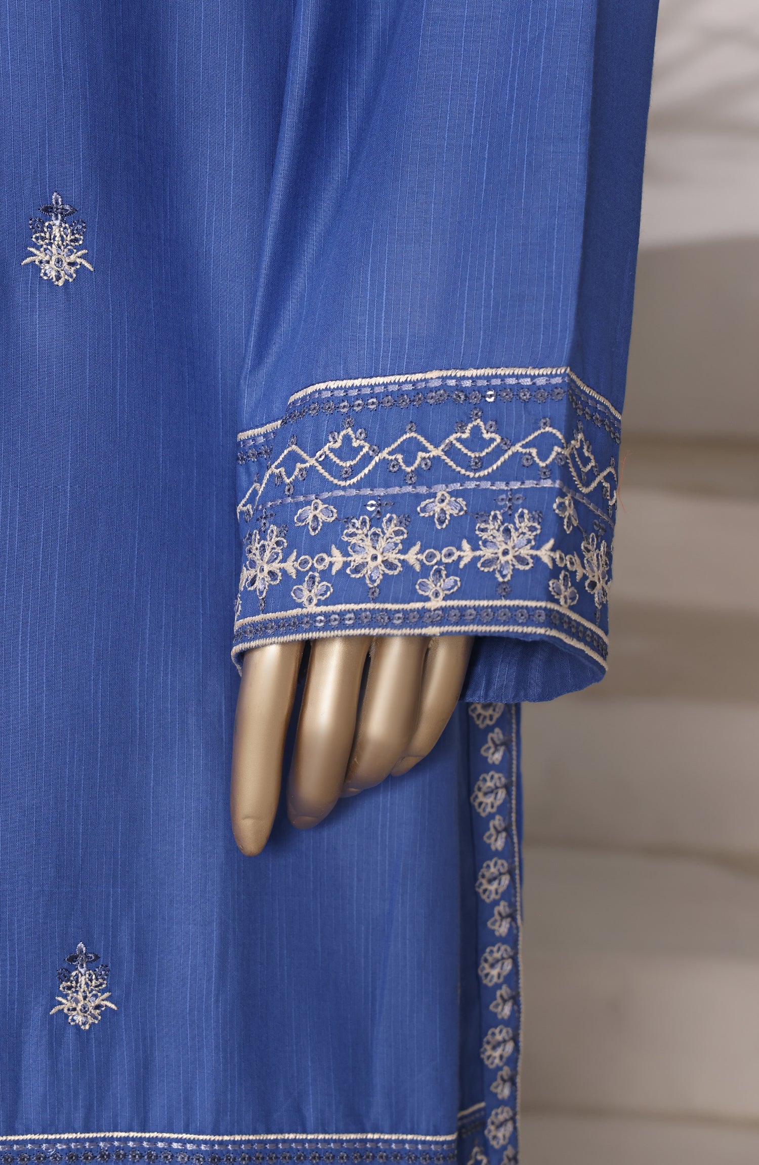 SADABAHAR Vybe Embroidered set 2PlECE STITCHED COLLECTION 2025 D-04